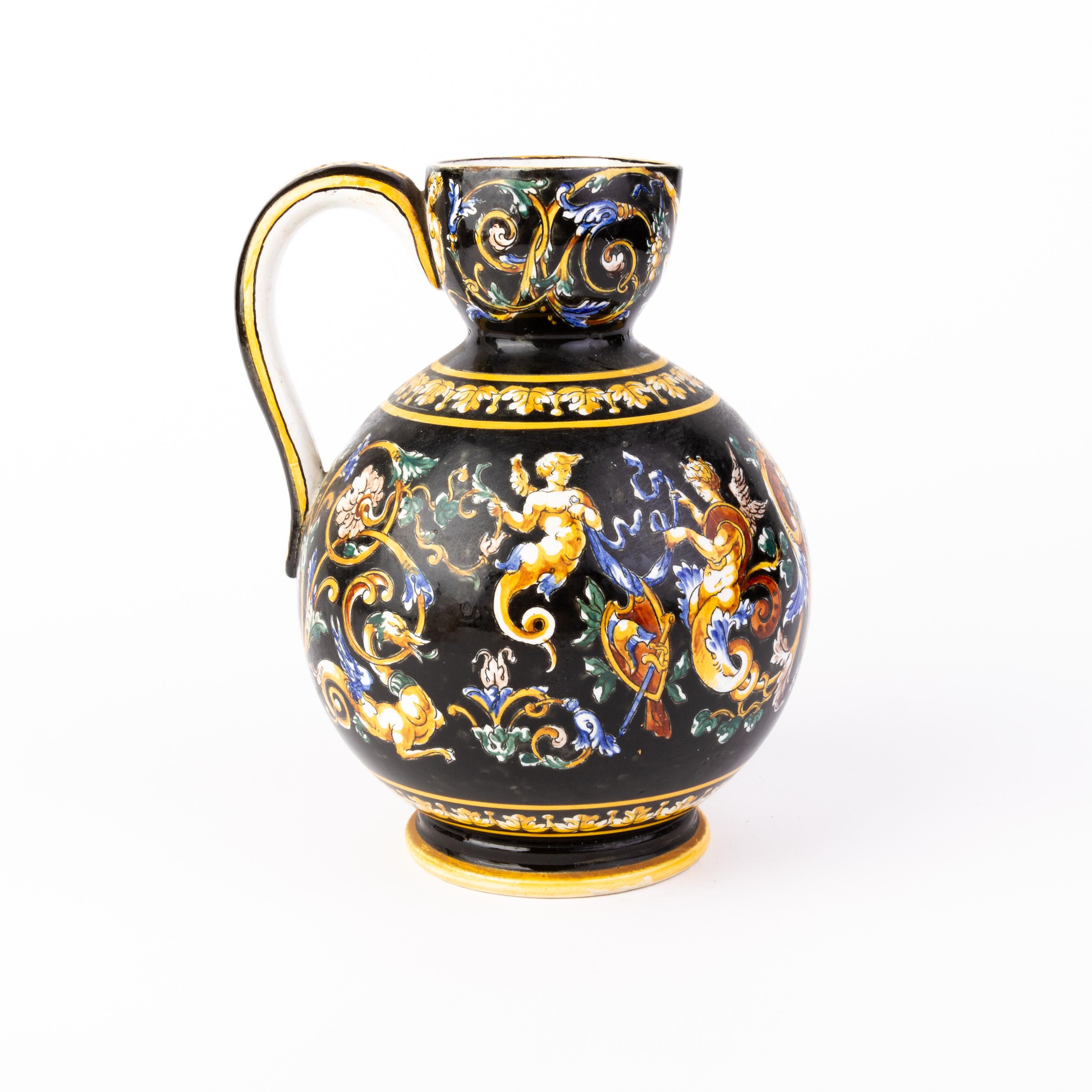 Polychromé Aiguière en maïolique polychrome néoclassique française 19ème siècle en vente