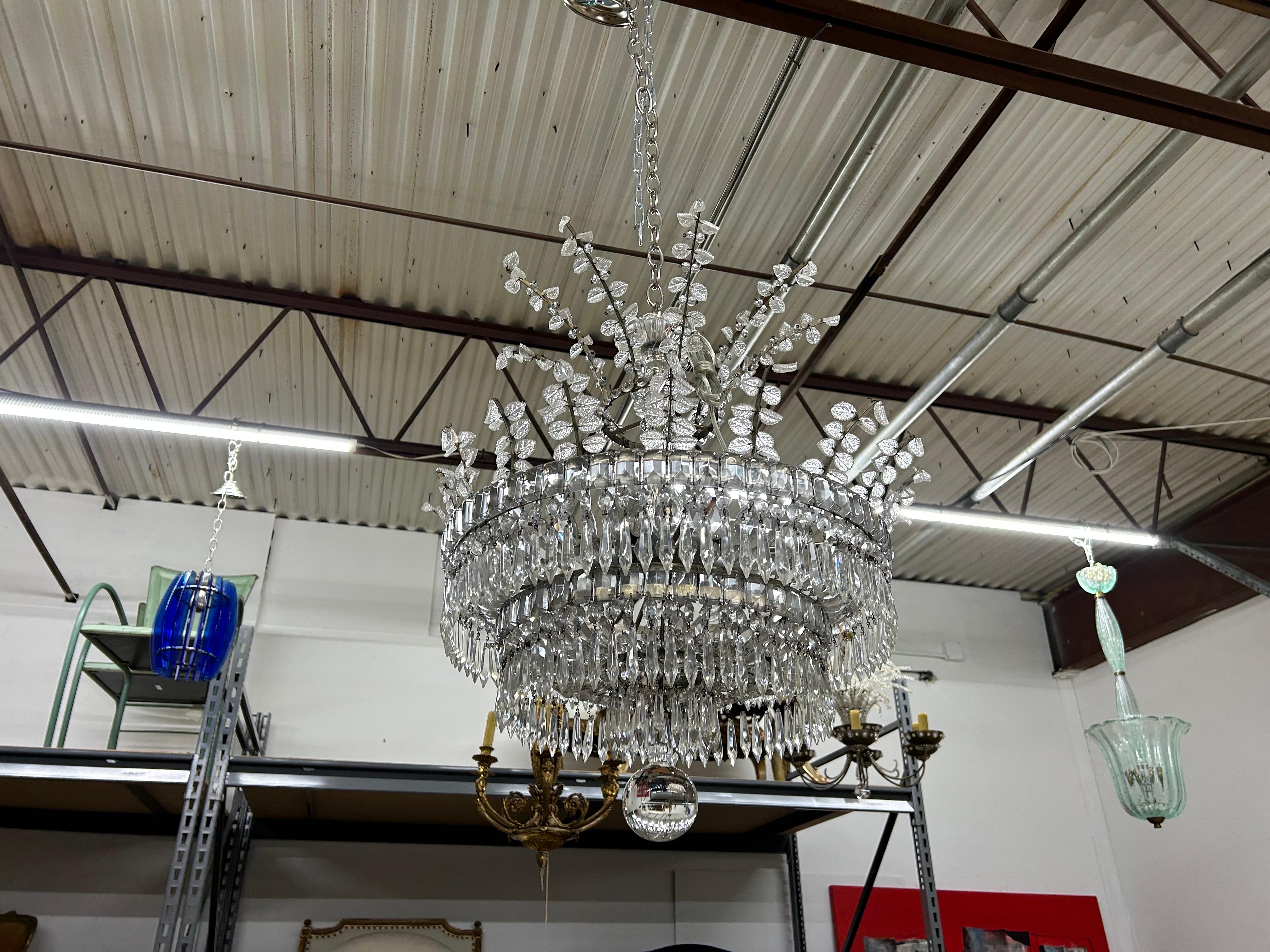 Lampadario di cristallo francese Maison Baguès In condizioni buone in vendita a Houston, TX