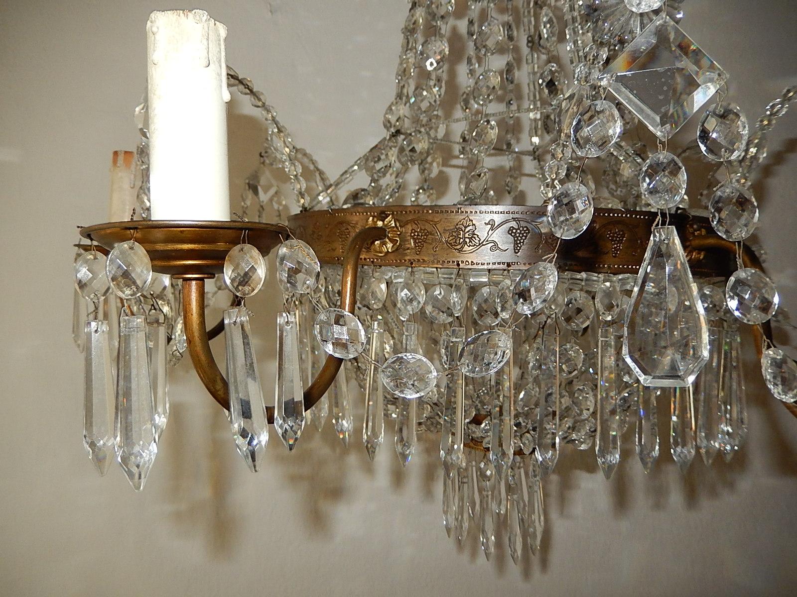 French Maison Baguès Crystal Prisms Chandelier In Good Condition In Modena (MO), Modena (Mo)