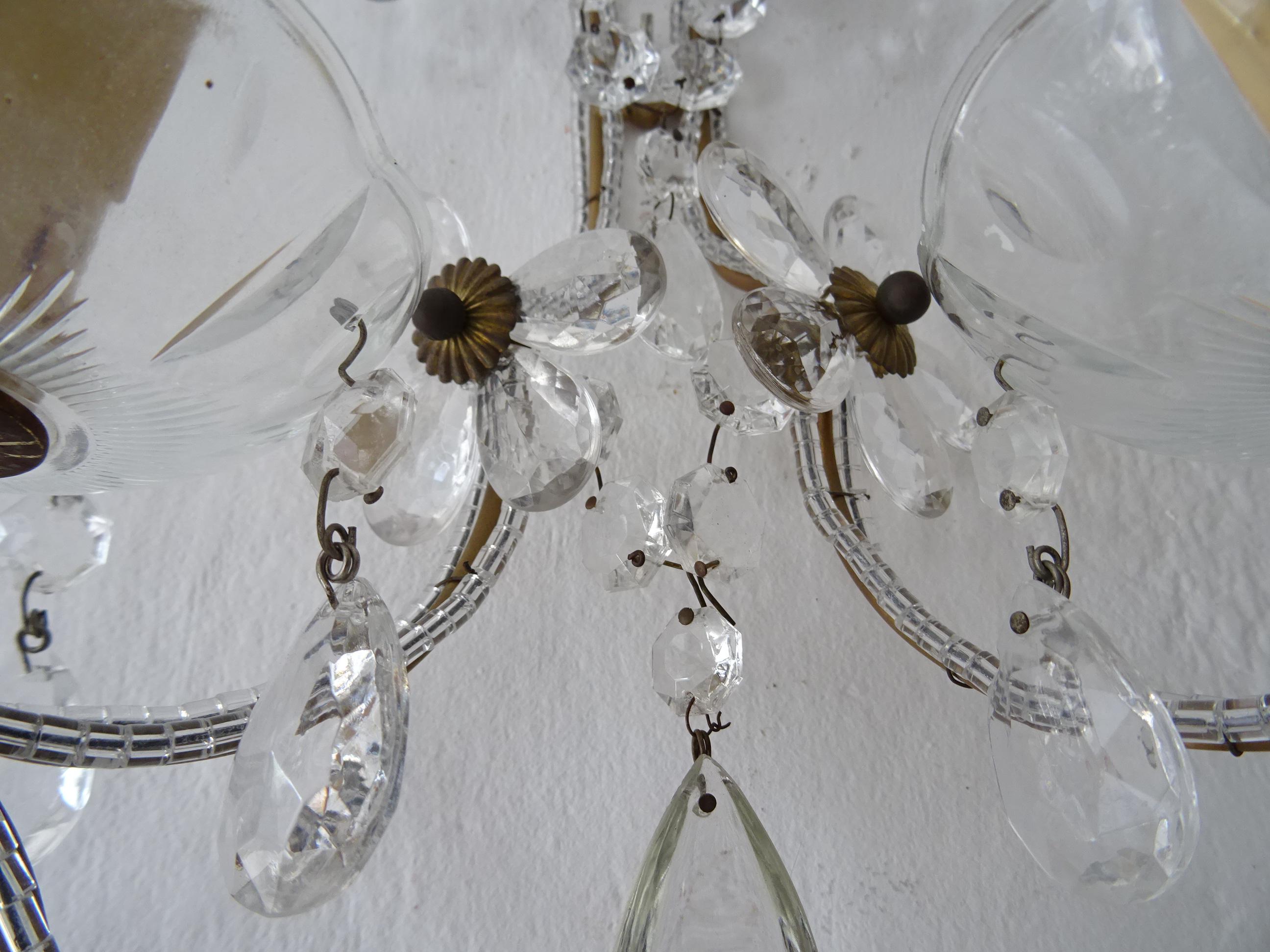 French Maison Baguès Crystal Prisms Flower Beaded Sconces, circa 1920 For Sale 3