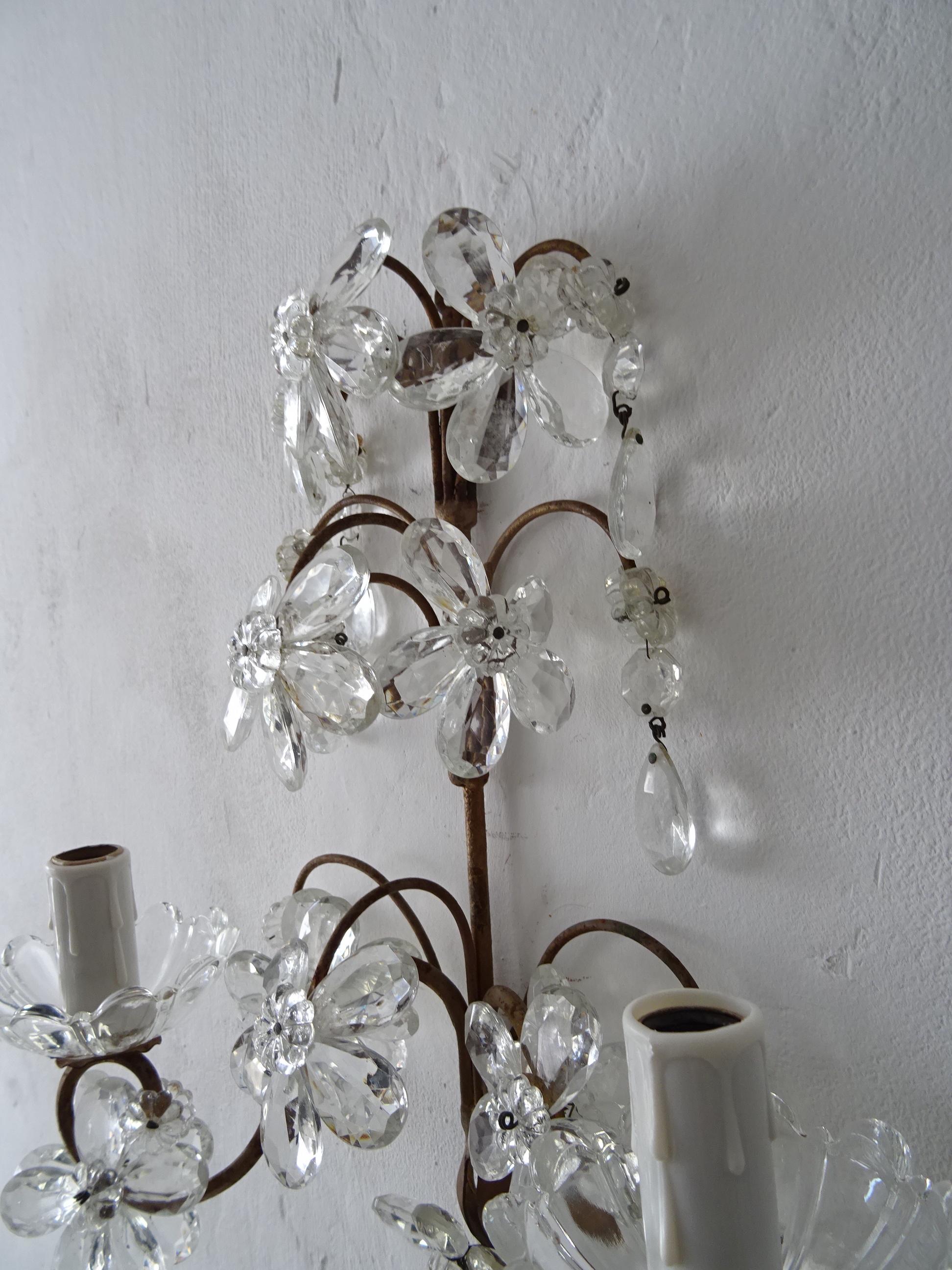 French Maison Baguès Crystal Prisms Flower Sconces, C 1920 For Sale 6