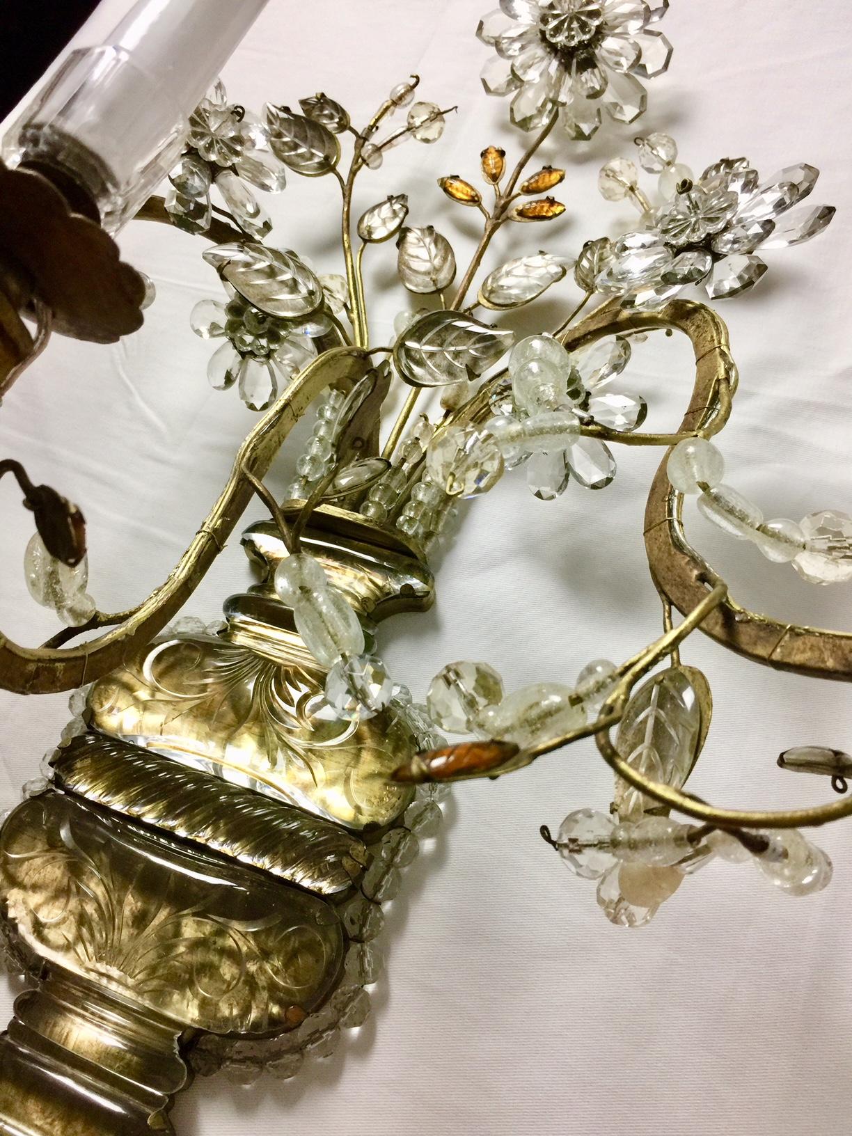 French Maison Baguès Set of Three Floral Spray Sconces, Electrified In Excellent Condition For Sale In Montreal, Quebec