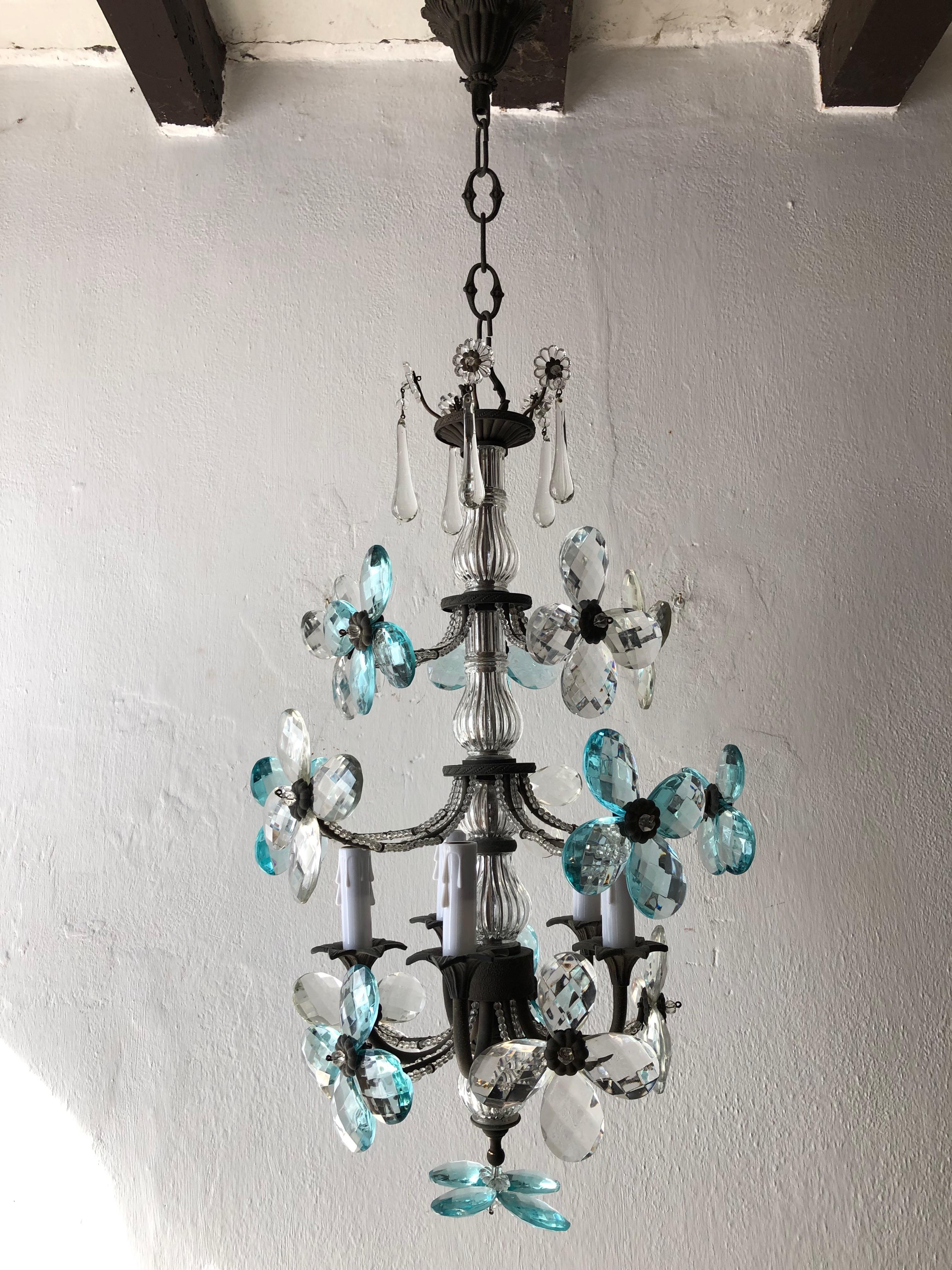 Housing 5 lights, rewired and ready to hang. Three tiers of beaded arms with alternating aqua and clear flowers. Murano dips hanging from top. Adding another 13 inches of original chain and canopy. Free priority shipping from Italy.