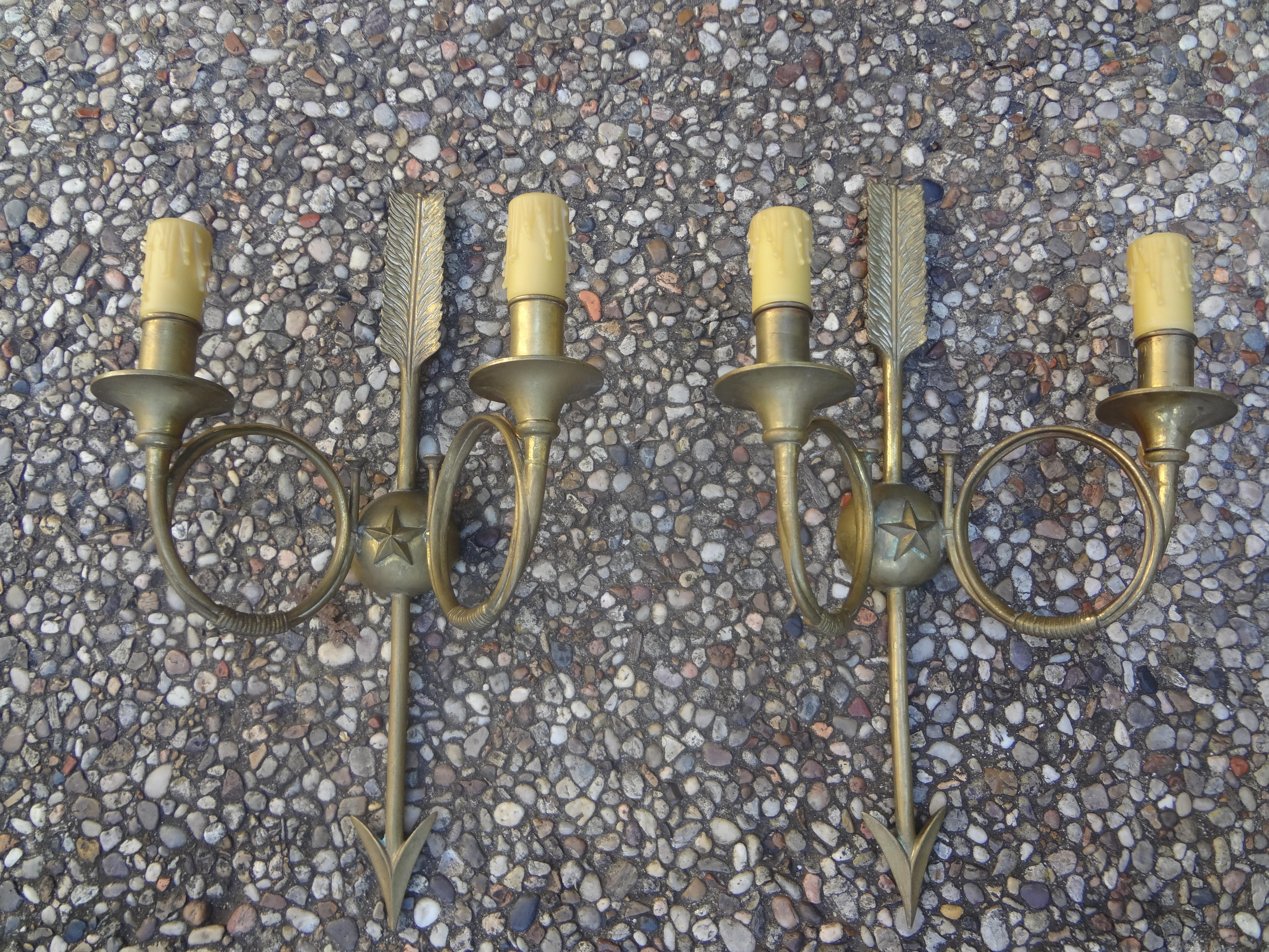 French Maison Bagues Style Bronze Neoclassical Sconces In Good Condition For Sale In Houston, TX