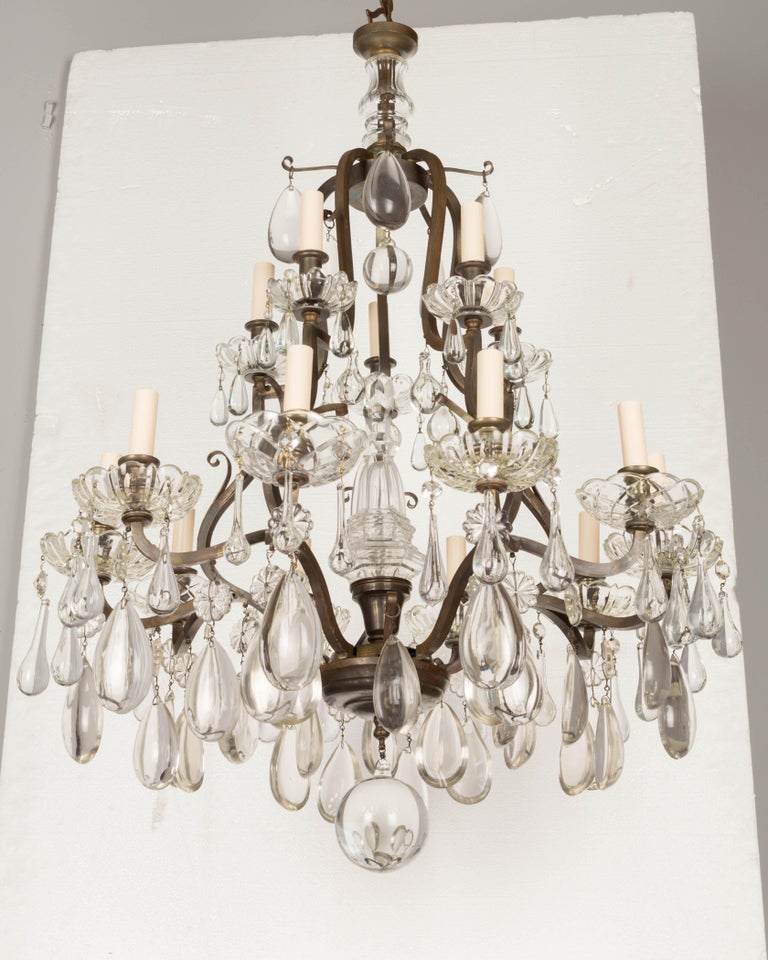 French Maison Bagues Style Chandelier In Good Condition For Sale In Winter Park, FL