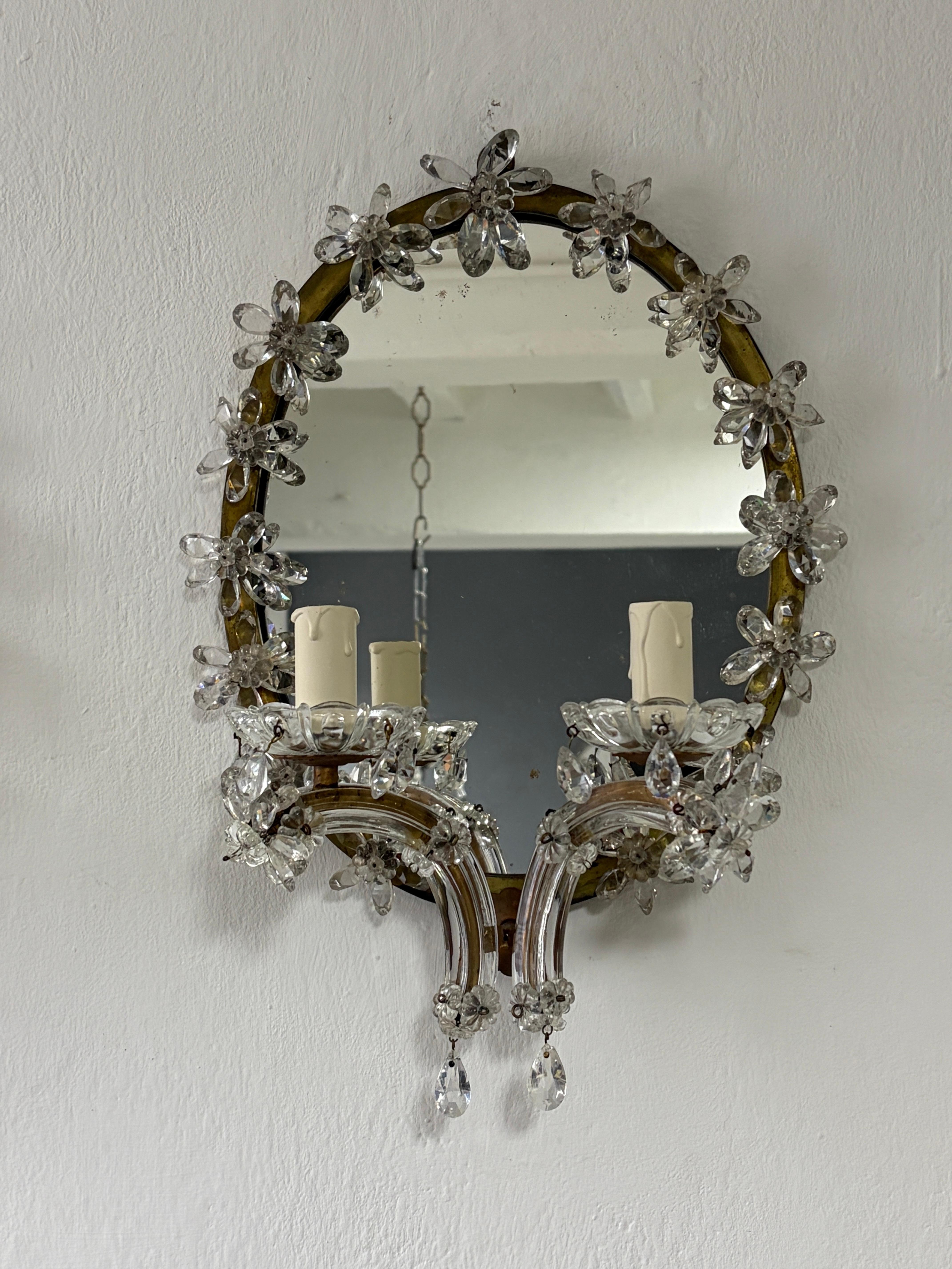French Maison Bagues Style Crystal Flower Mirror Sconces Murano Glass Prisms OLD Bronce en venta