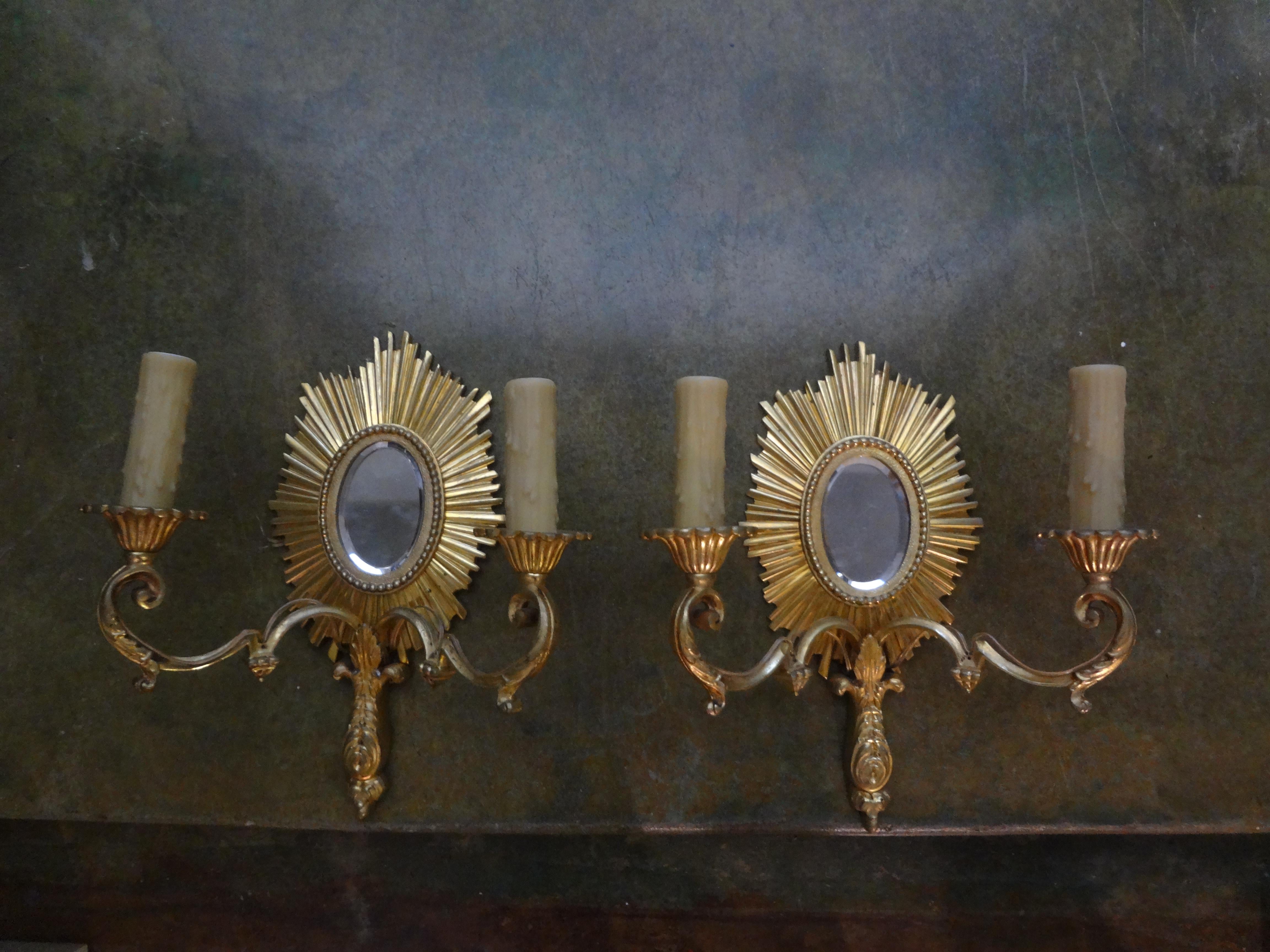Louis XIV French Maison Baguès Attributed Gilt Bronze Sunburst Sconces For Sale