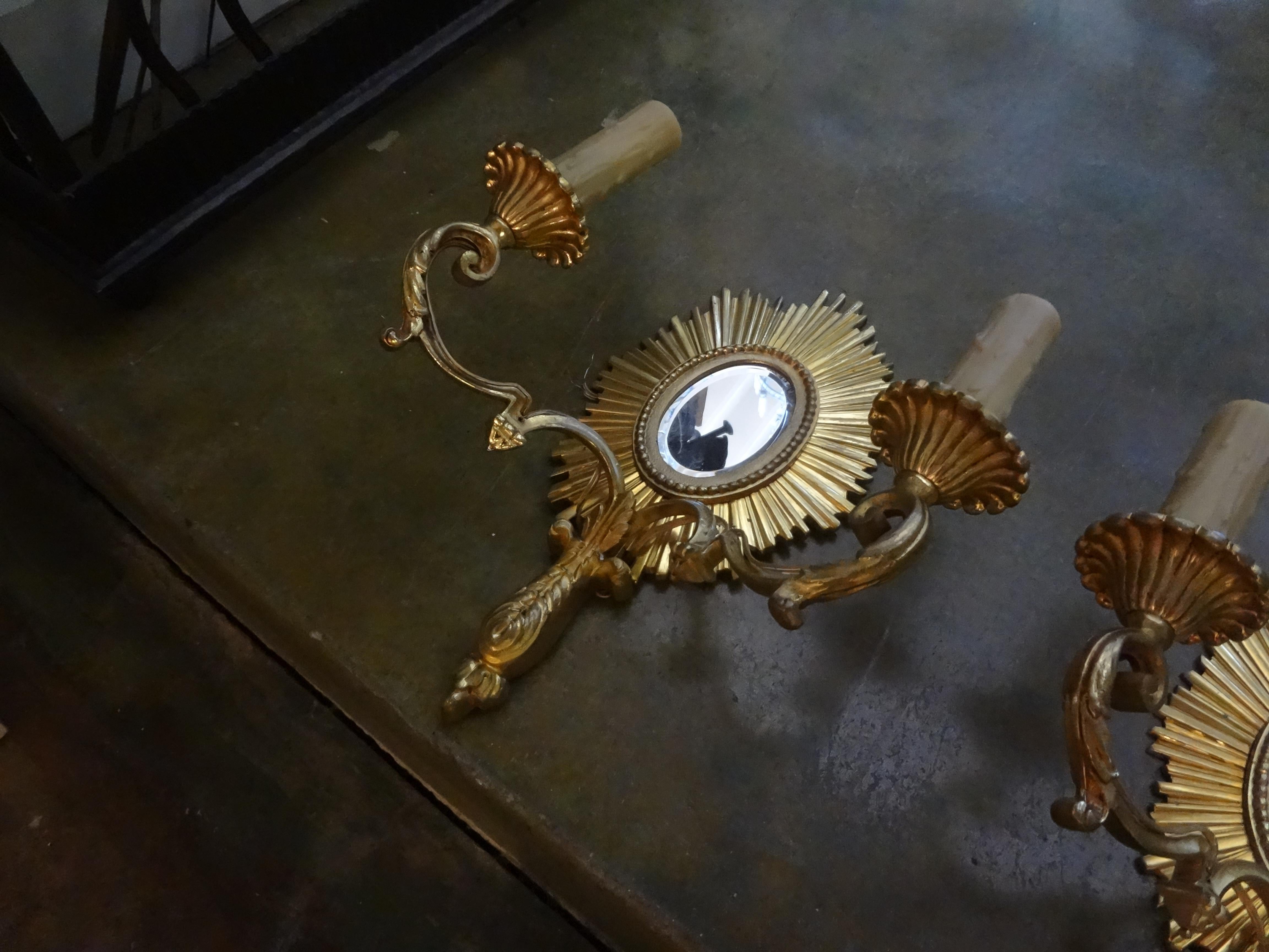 Mid-20th Century French Maison Baguès Attributed Gilt Bronze Sunburst Sconces For Sale