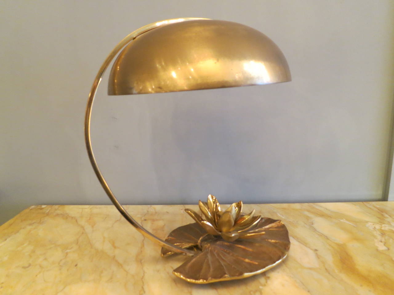 French Maison Charles Bronze Lily Table Lamp In Good Condition In London, GB