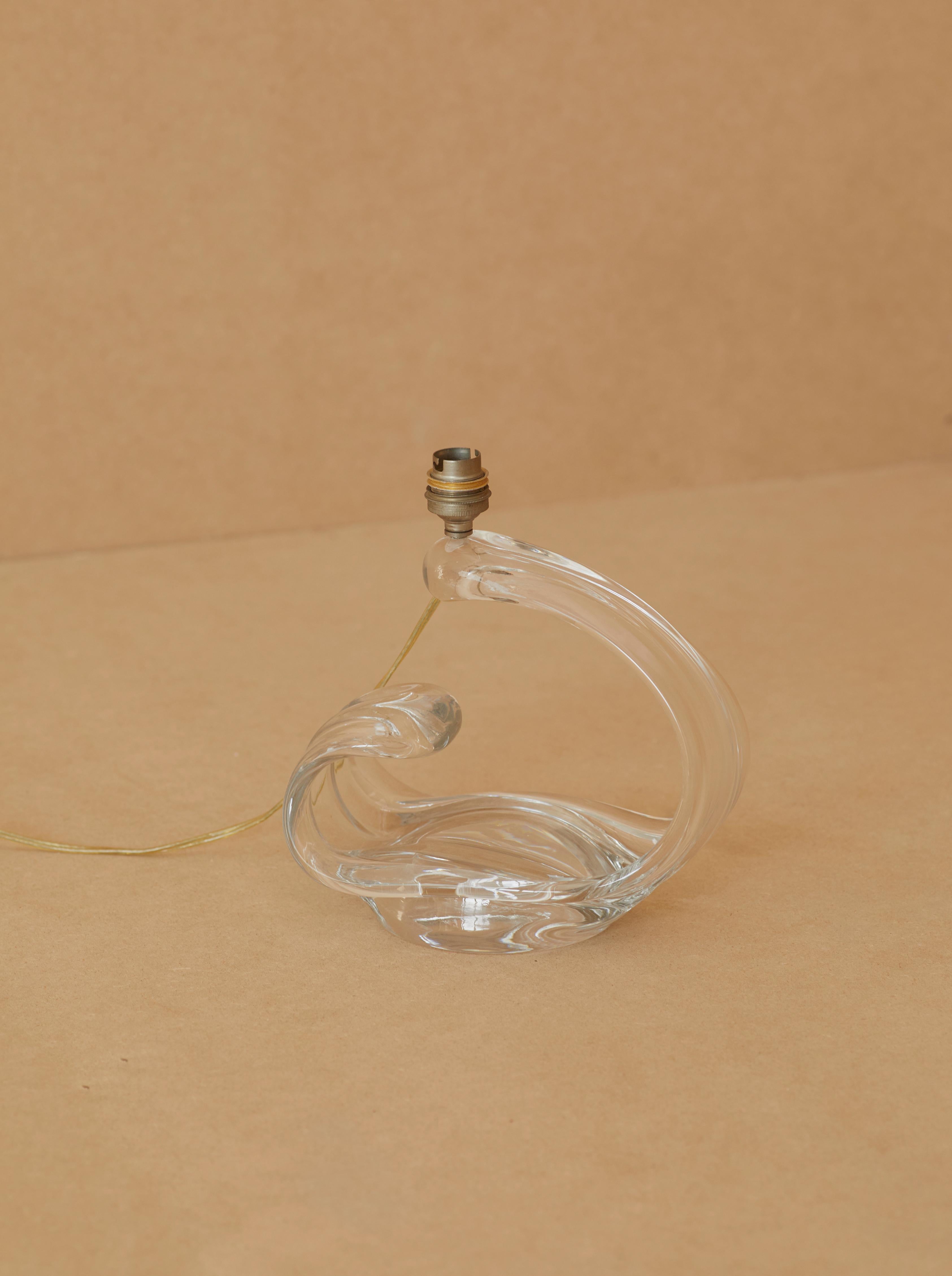 Fait main Lampe de table française « Maison Daum » en cristal, vers 1960 en vente