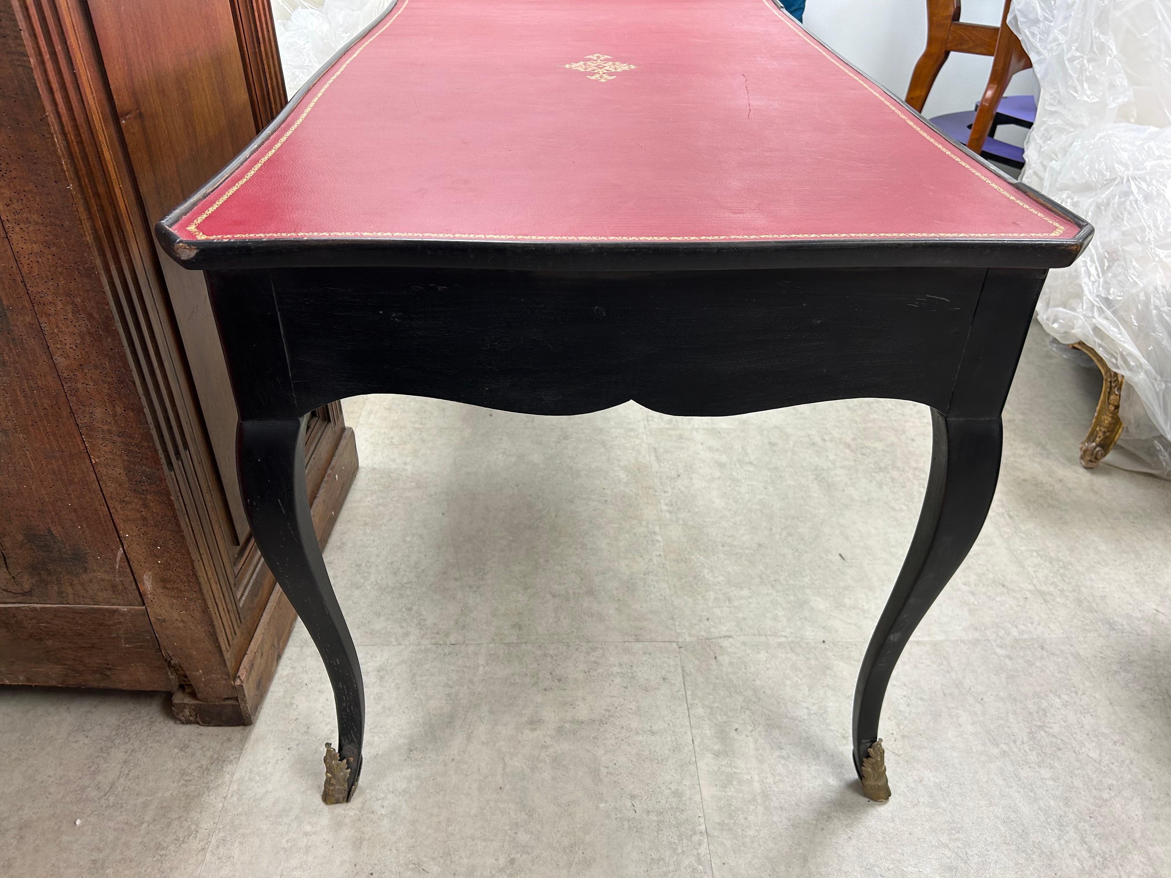 French Maison Jansen Attributed Louis XVI Style Ebonized Desk In Good Condition For Sale In Houston, TX