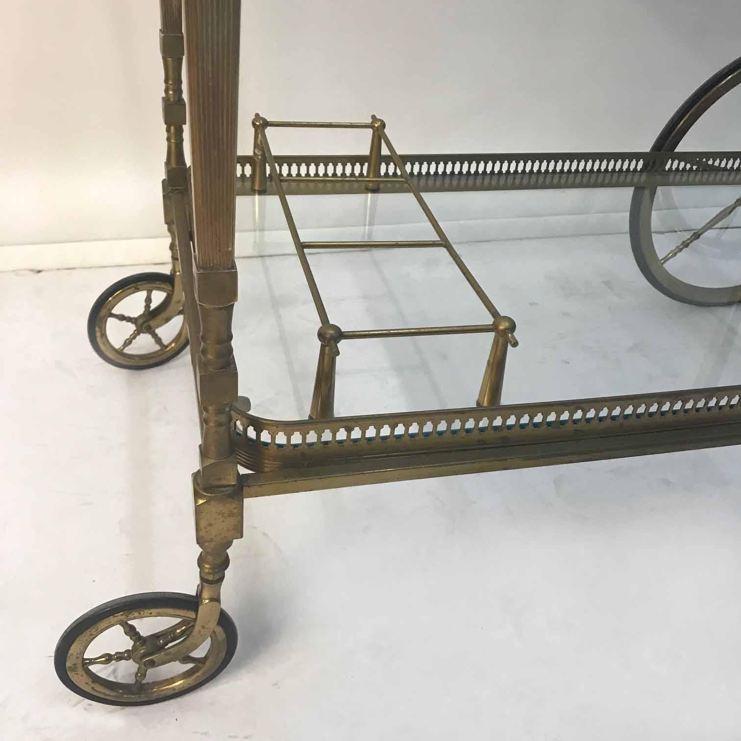 French Maison Jansen Brass Drinks Trolley In Good Condition In Montreal, QC