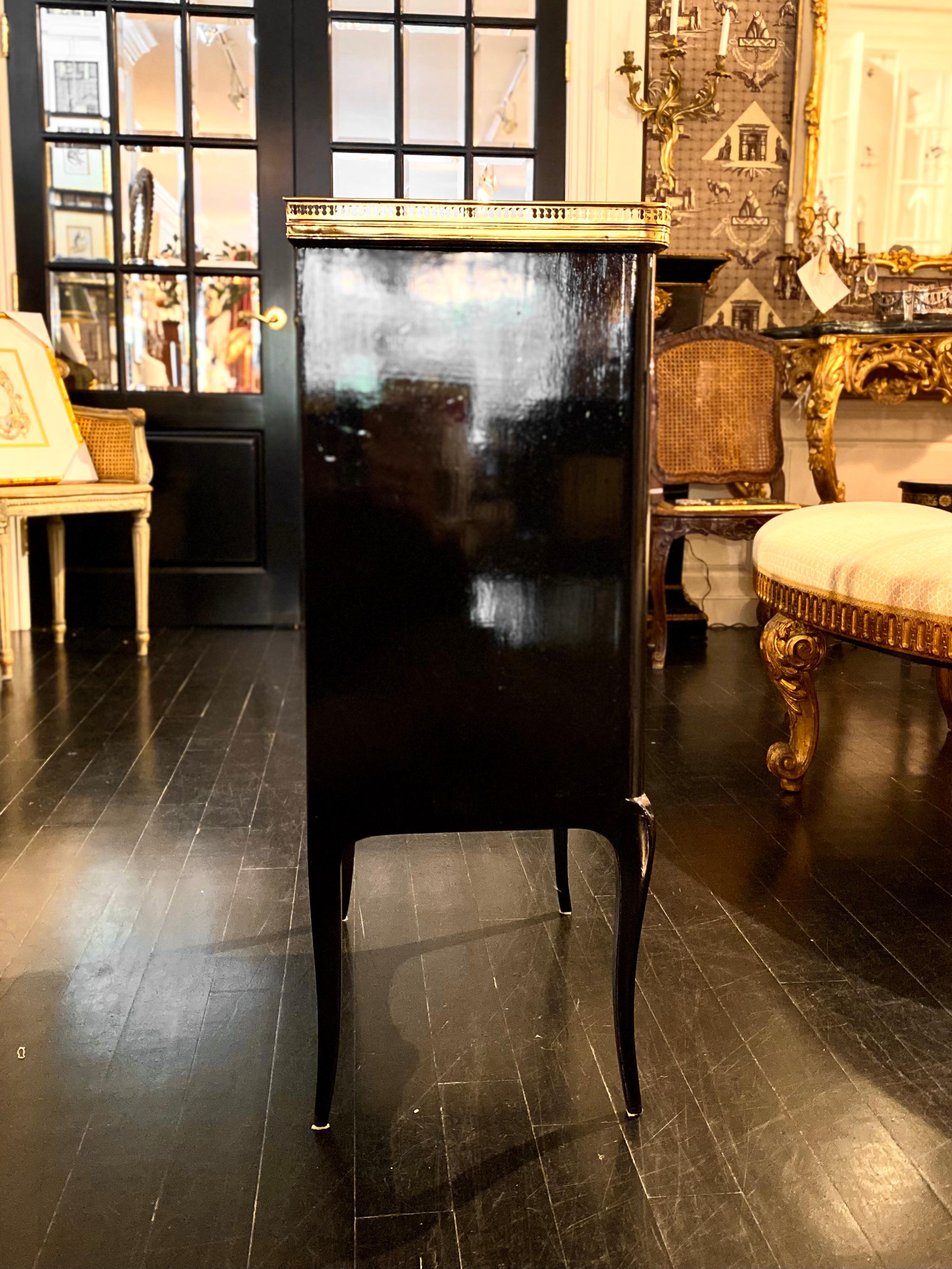 French Maison Jansen Style, Black-Lacquered Cabinet, Louis XVI Style, Marble Top In Good Condition In Montreal, Quebec