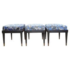 Ottomane francesi in stile Maison Jansen ebanizzate, set di 3 pezzi