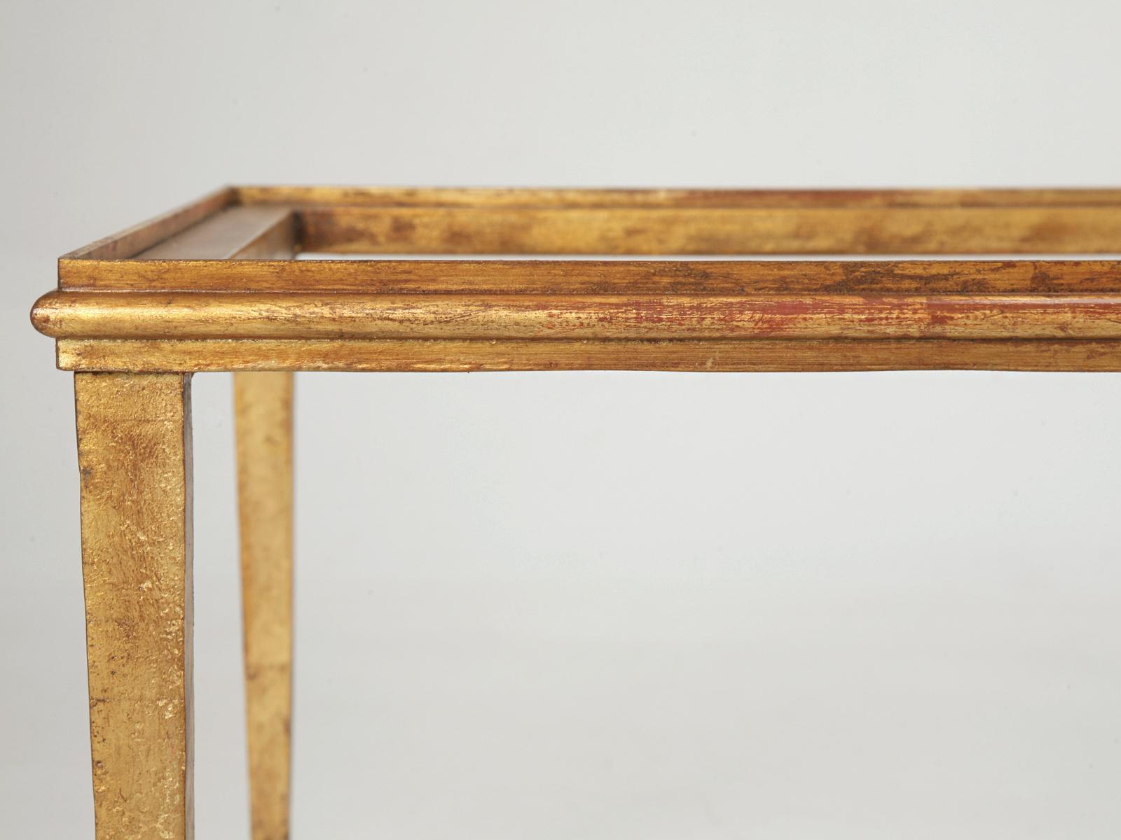 Américain Table basse en fer doré d'inspiration Maison Ramsey, fabriquée à la main sur commande au niveau local en vente