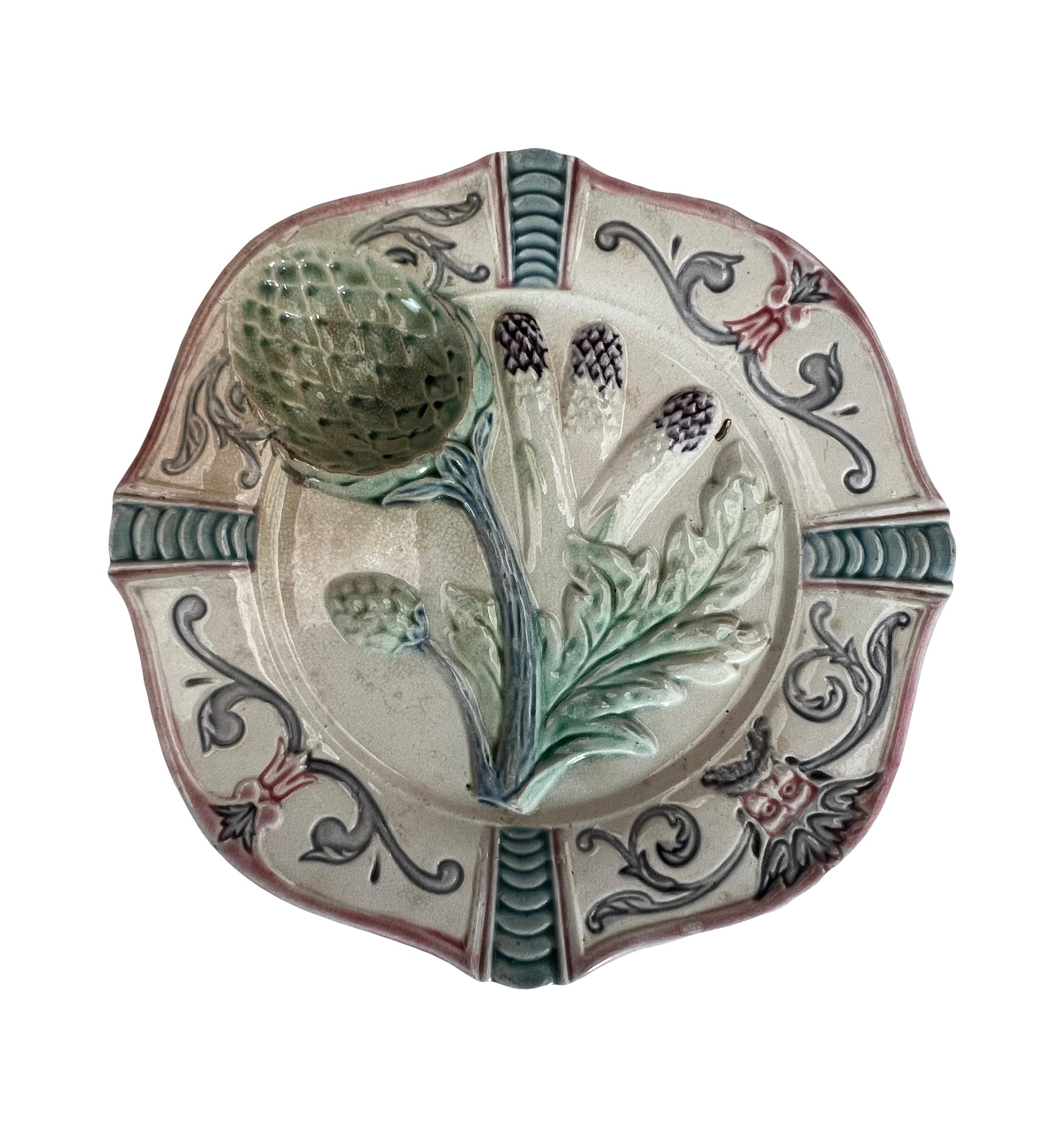 French majolica Asparagus artichoke platter and 6 plates Fives Lille 19th For Sale 4
