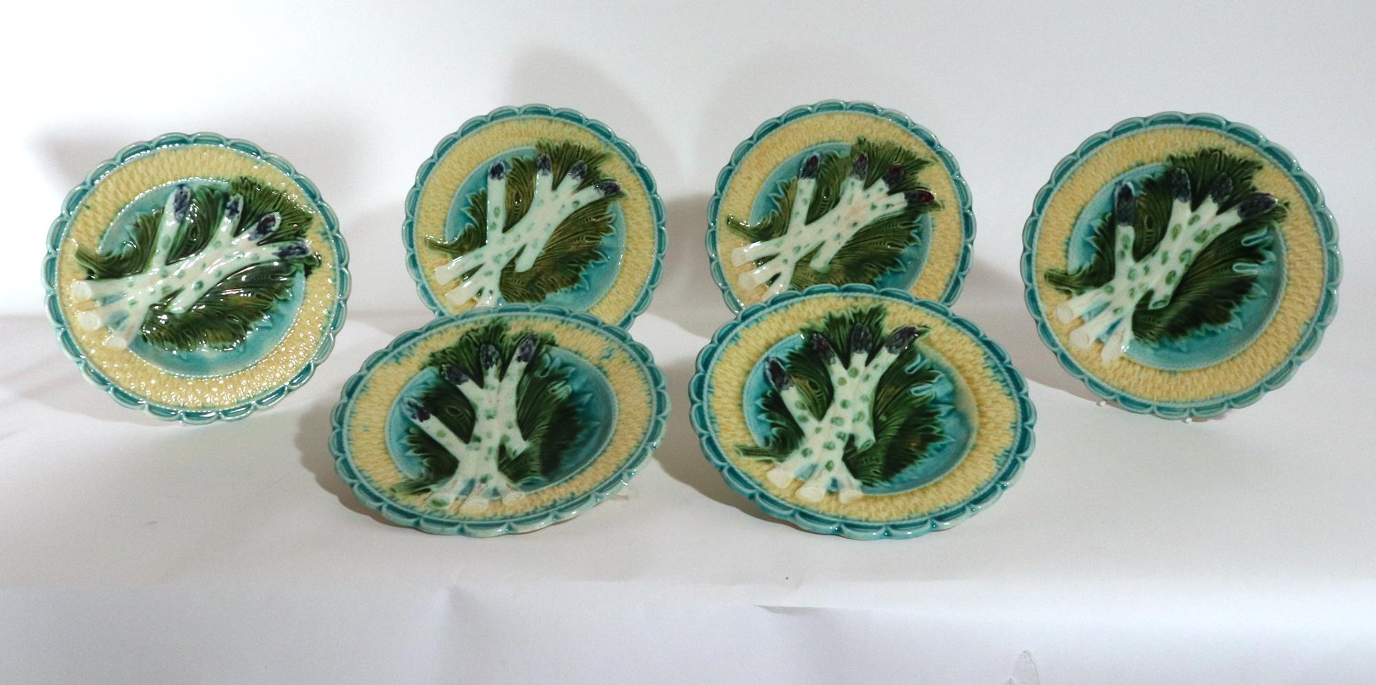French Majolica Asparagus Dishes, Salins Factory,  Set of Six In Good Condition For Sale In Downingtown, PA