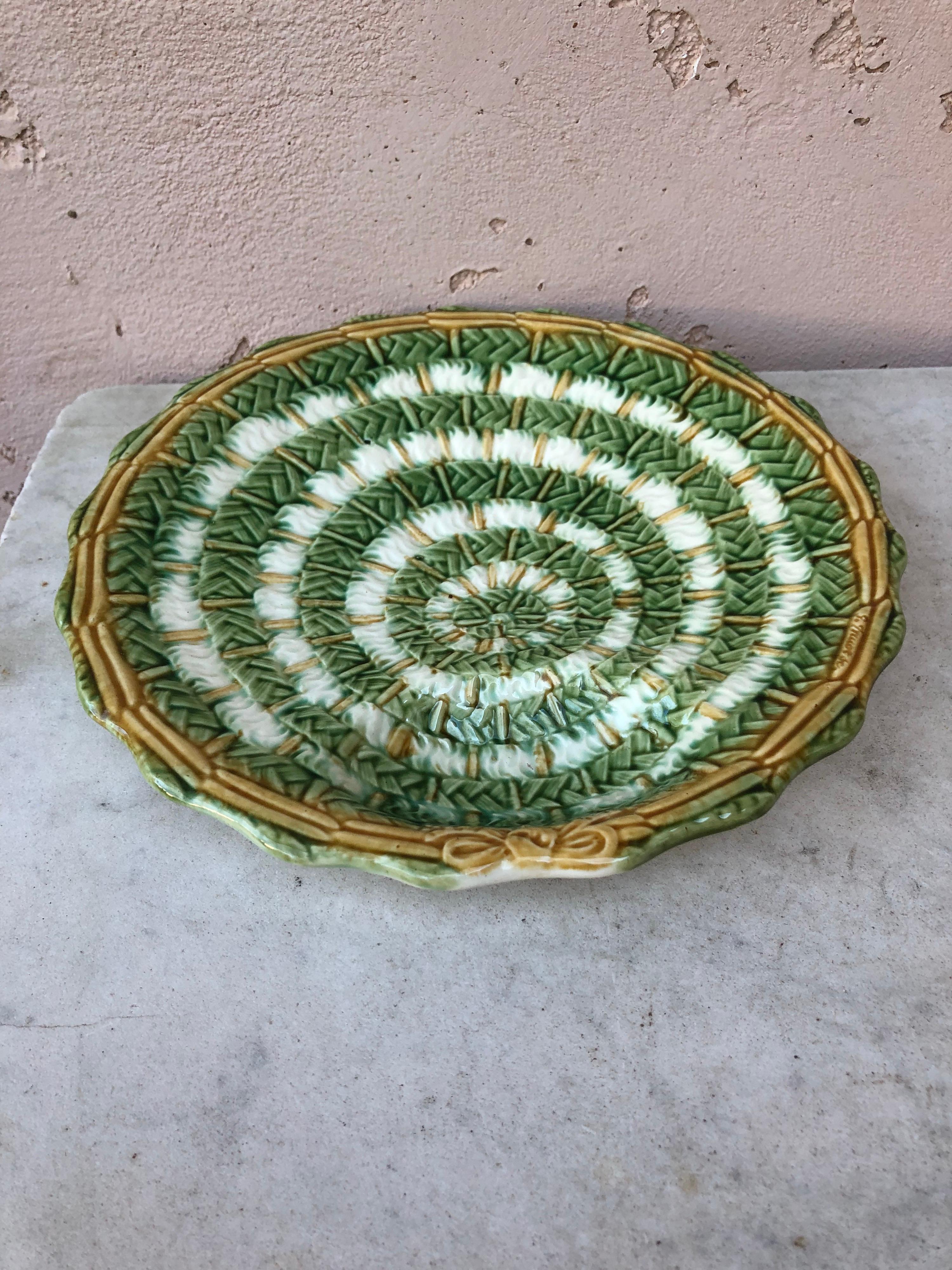 French Majolica Asparagus Plate, circa 1890 In Good Condition In Austin, TX