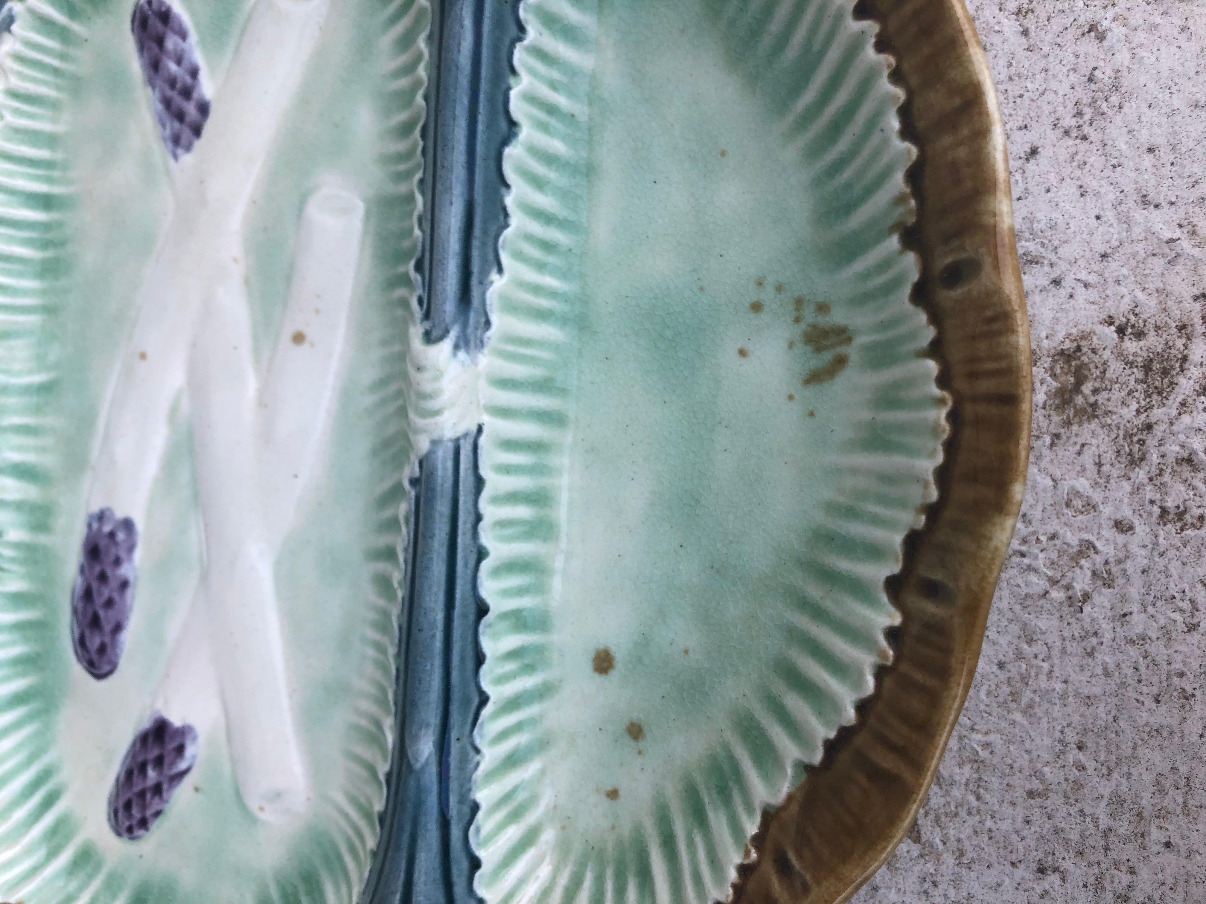 French Majolica Asparagus Plate, circa 1890 In Good Condition In Austin, TX