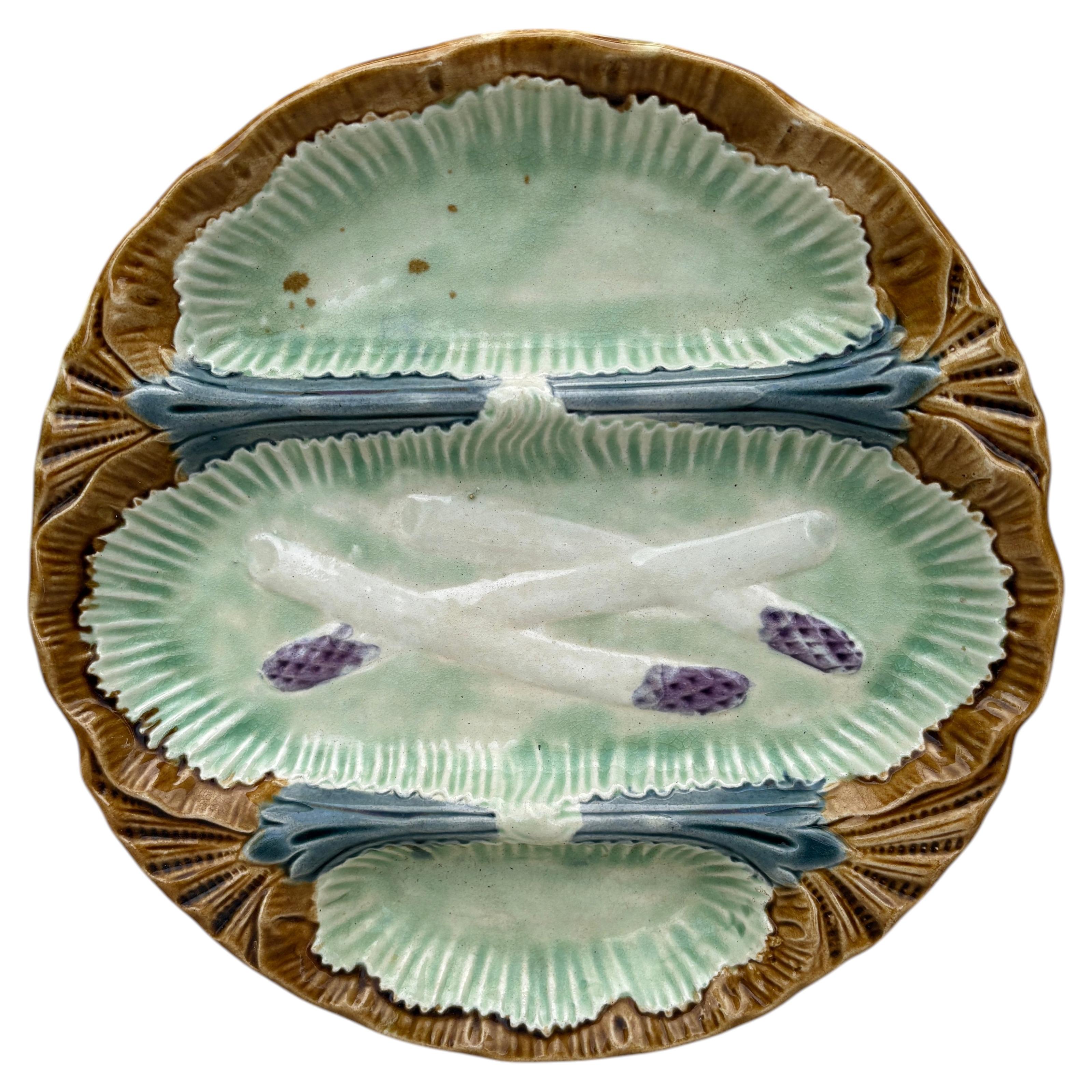 How do you identify old plates?