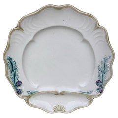 Plato de espárragos de mayólica francesa, hacia 1890