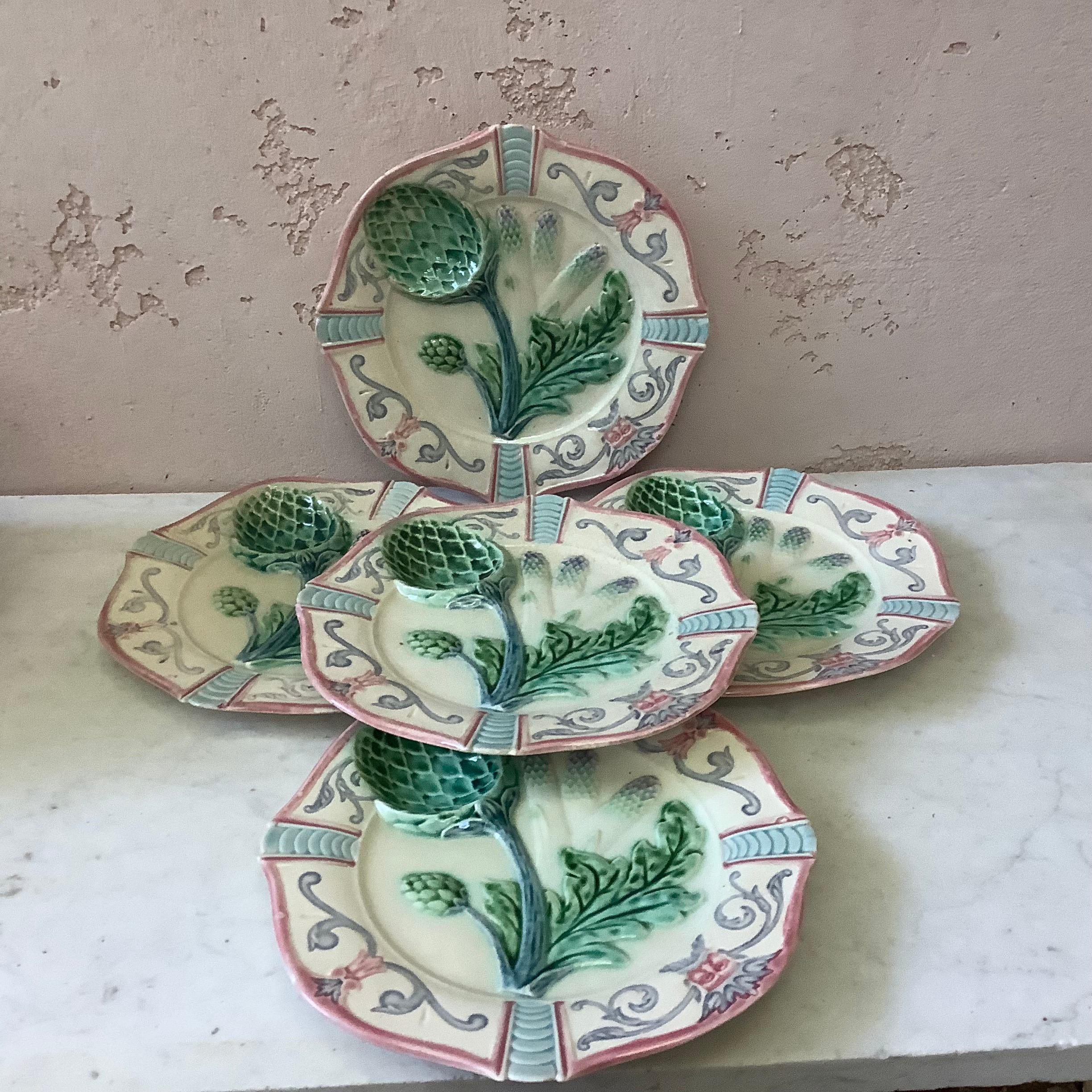 Late 19th Century French Majolica Asparagus Plate Fives Lille, circa 1890