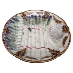 French Majolica Asparagus Plate Onnaing, circa 1890