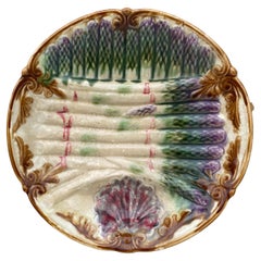 Plato de espárragos de mayólica francesa Onnaing, hacia 1890