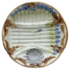 Assiette à asperges en majolique française Onnaing, vers 1890