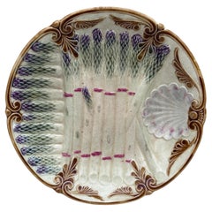 French Majolica Asparagus Plate Onnaing, circa 1890