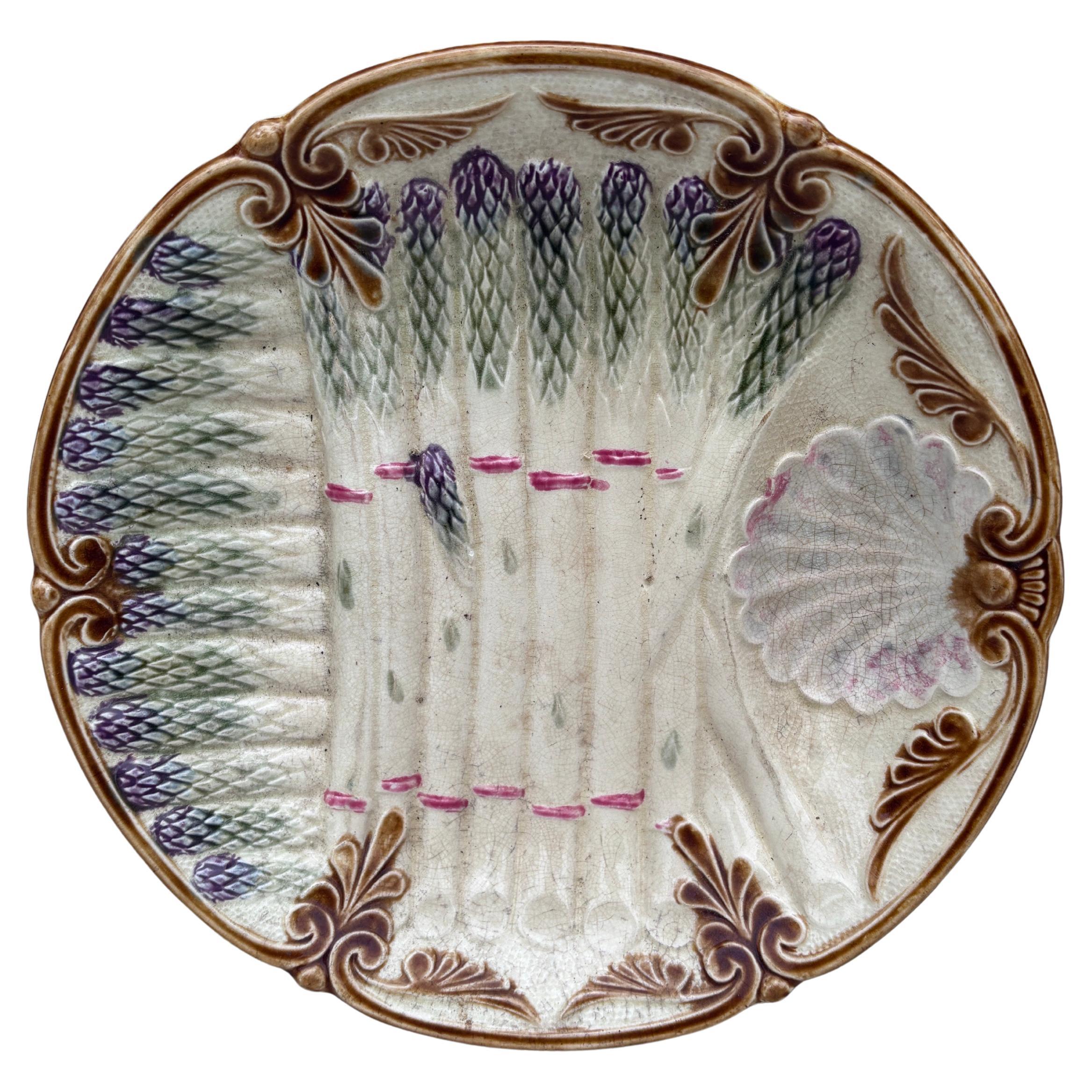 French Majolica Asparagus Plate Onnaing, circa 1890