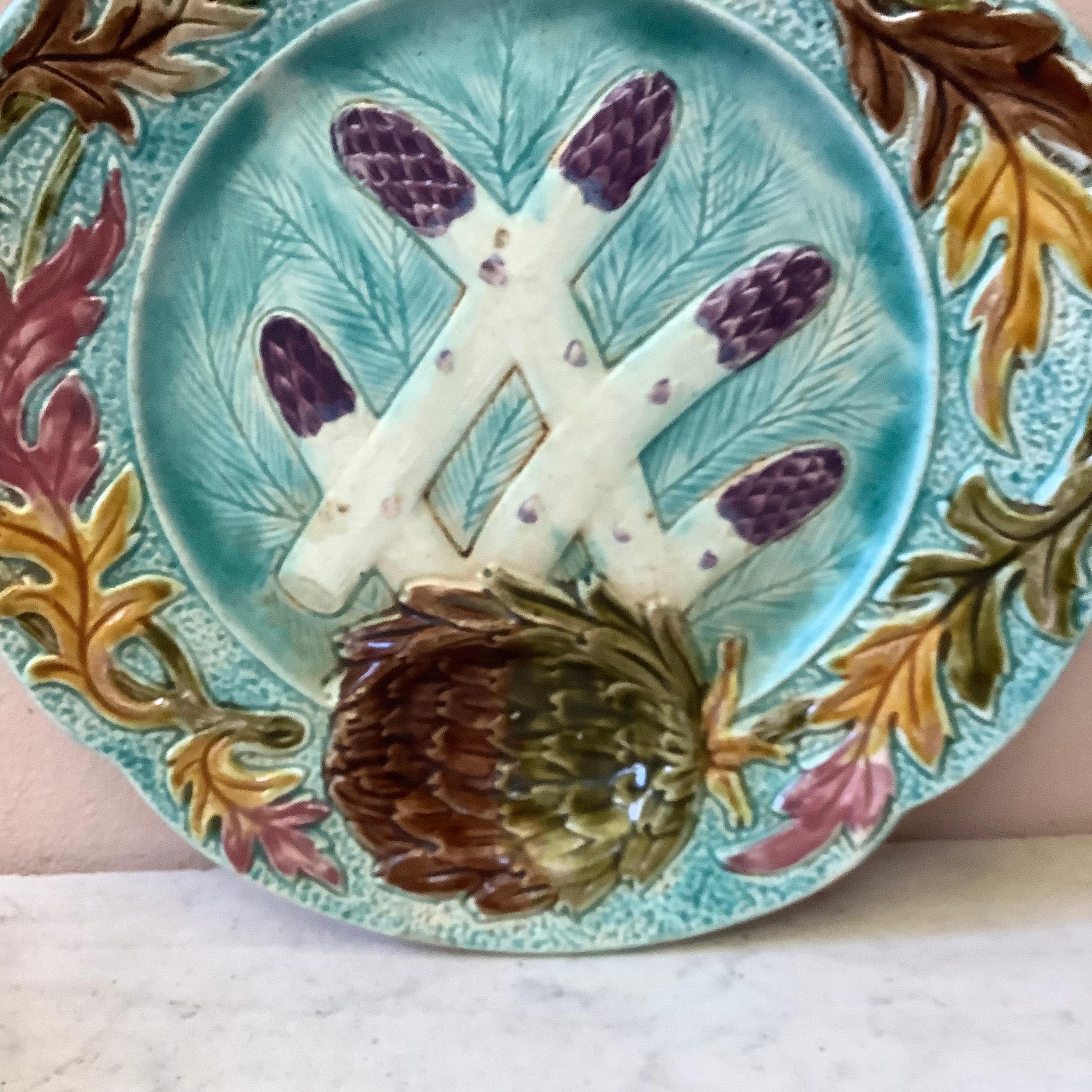 Country French Majolica Asparagus Plate Orchies, circa 1890 For Sale