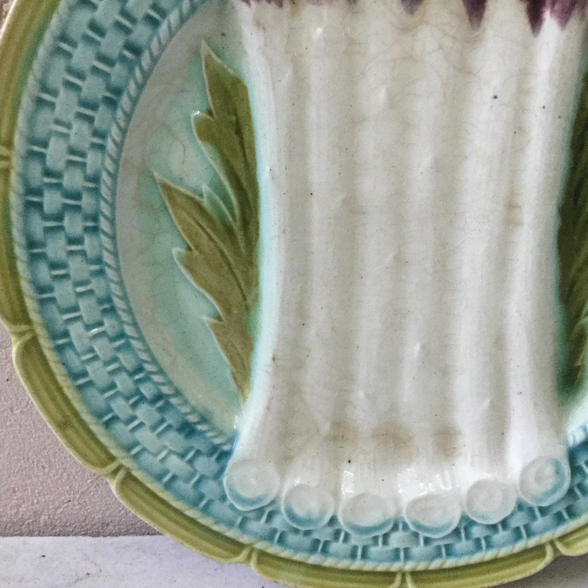 French Majolica Asparagus Plate Orchies, circa 1890 In Good Condition In Austin, TX