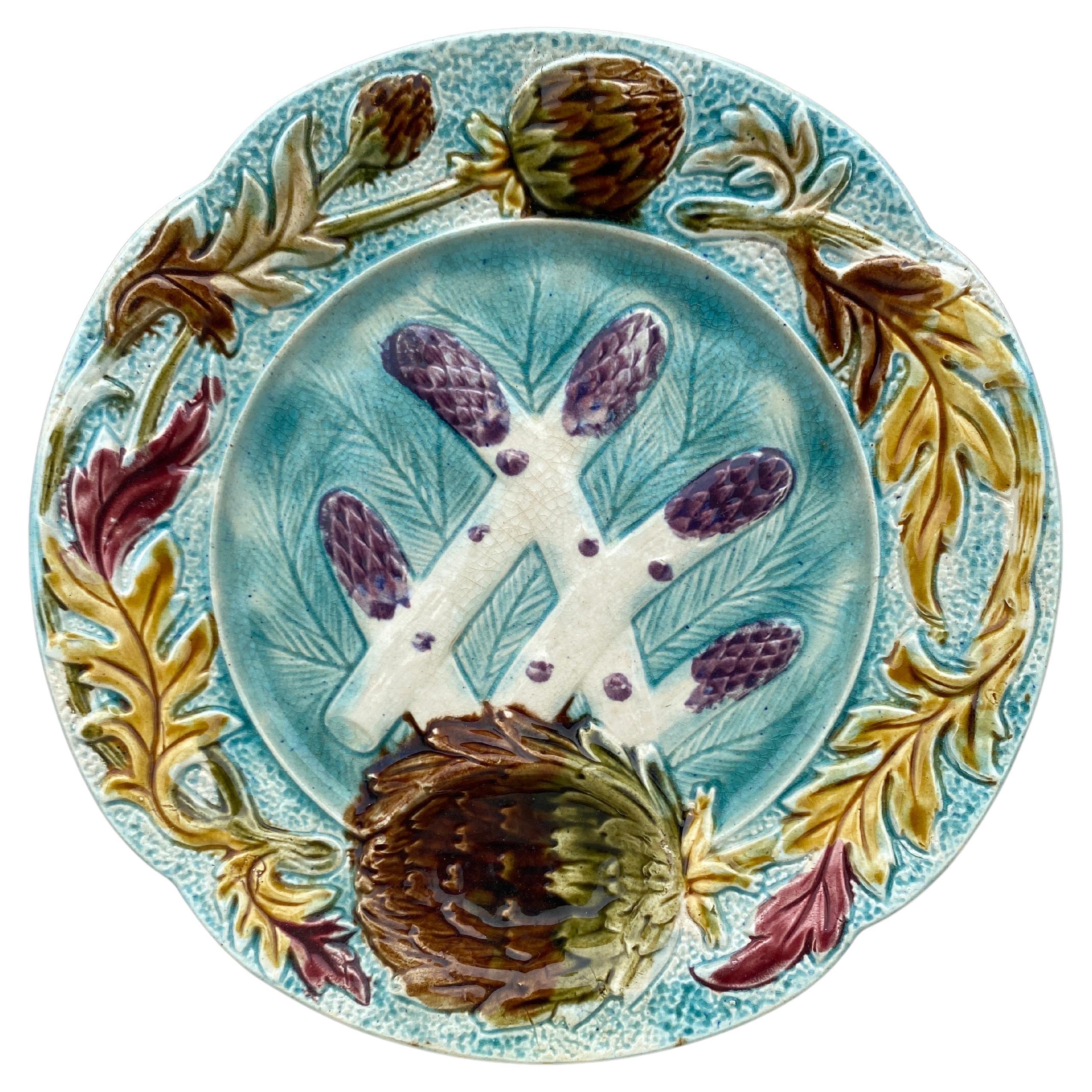Plato de espárragos Orchies de mayólica francesa, hacia 1890