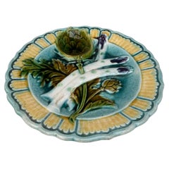Assiette à asperges en majolique française Salins, vers 1890