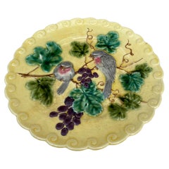 French Majolica Bird & Grapes Plate Sarreguemines, circa 1880
