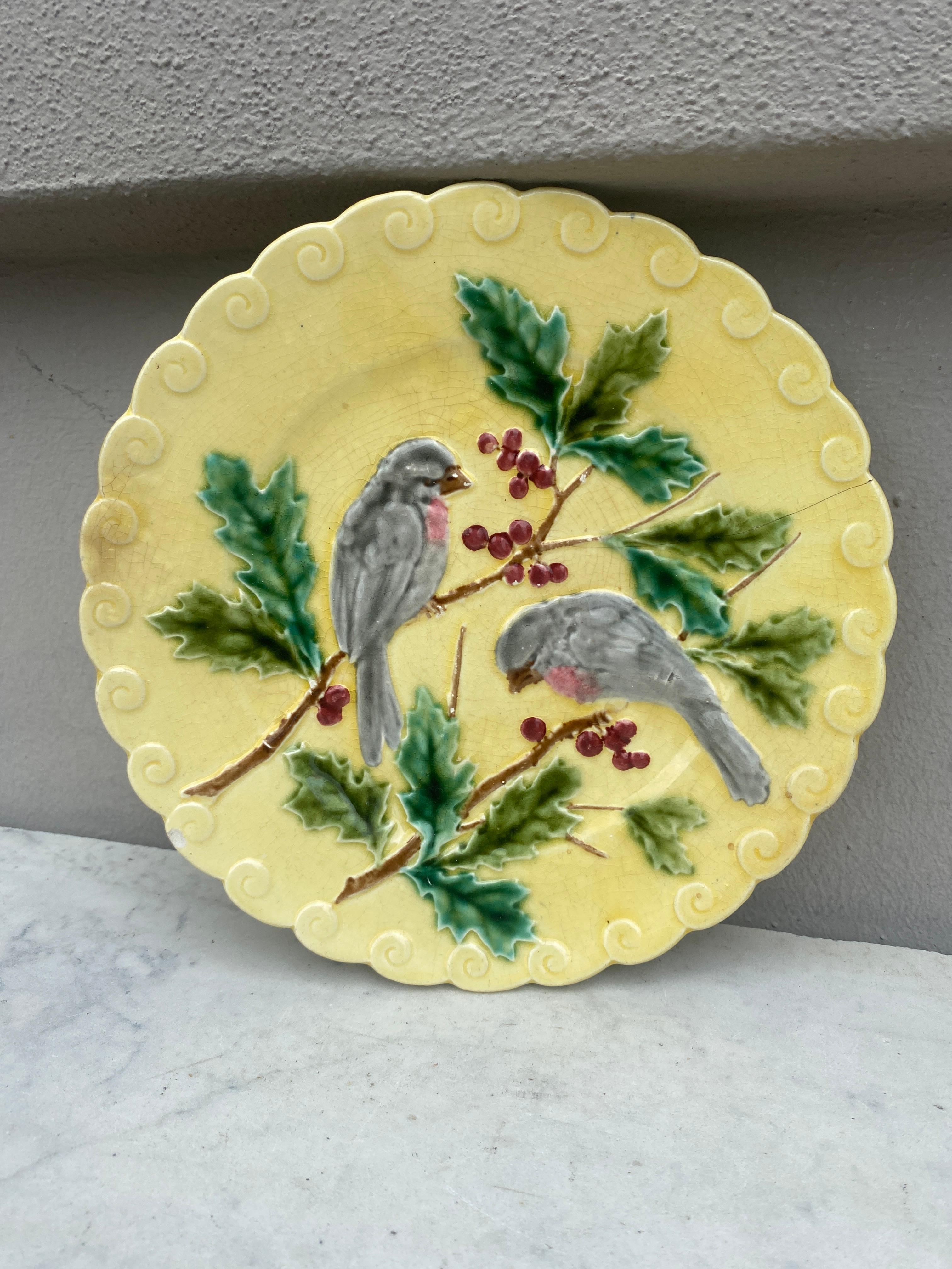 Französischer Majolika-Teller mit Vogel- und Hollenmotiv aus Sarreguemines, um 1880 (Land) im Angebot