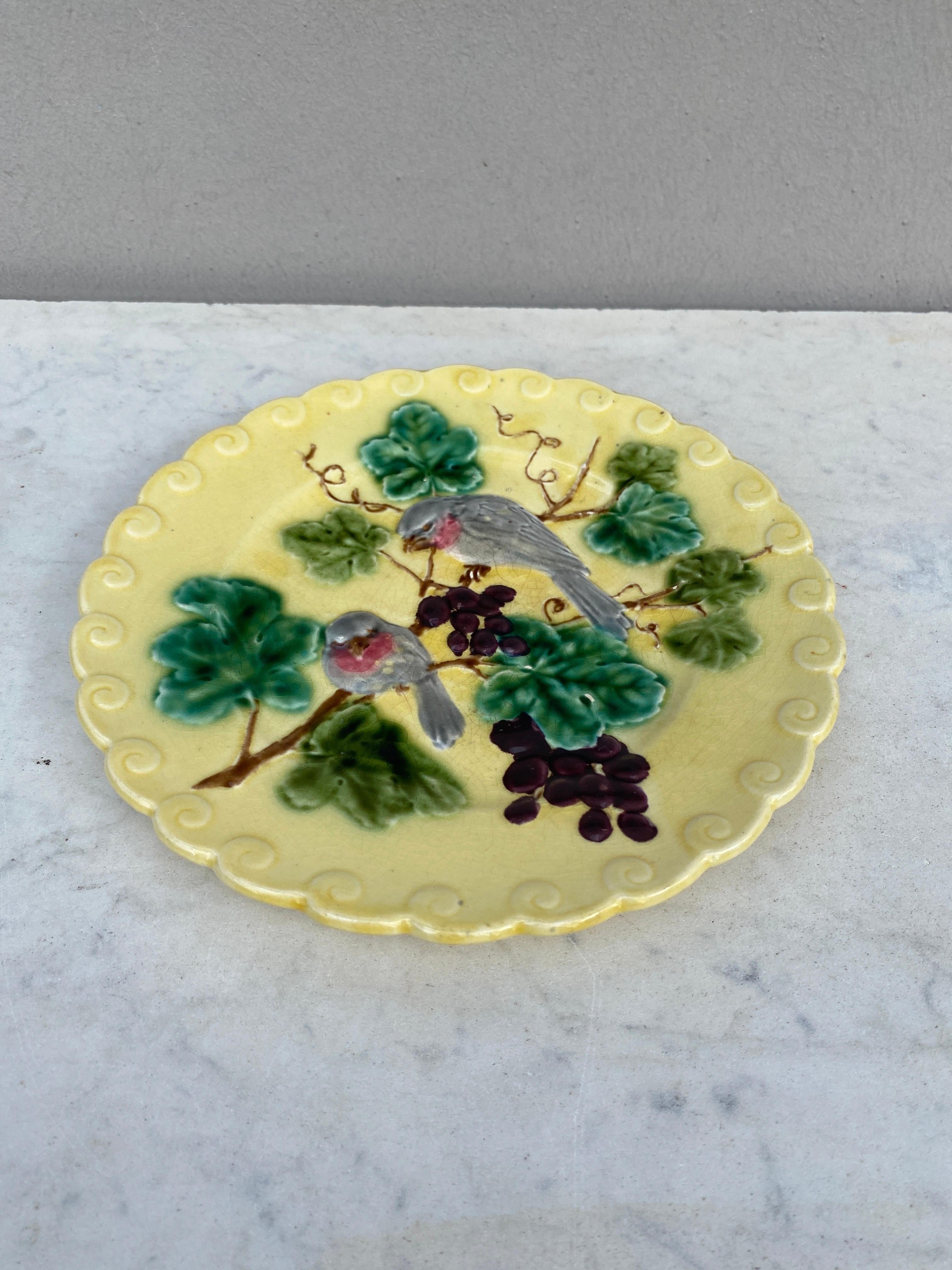 Late 19th Century French Majolica Bird & Holly Plate Sarreguemines, circa 1880 For Sale