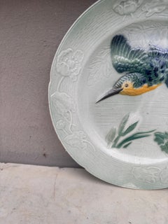Assiette à oiseaux en majolique française Keller & Guerin Saint Clement circa 1900