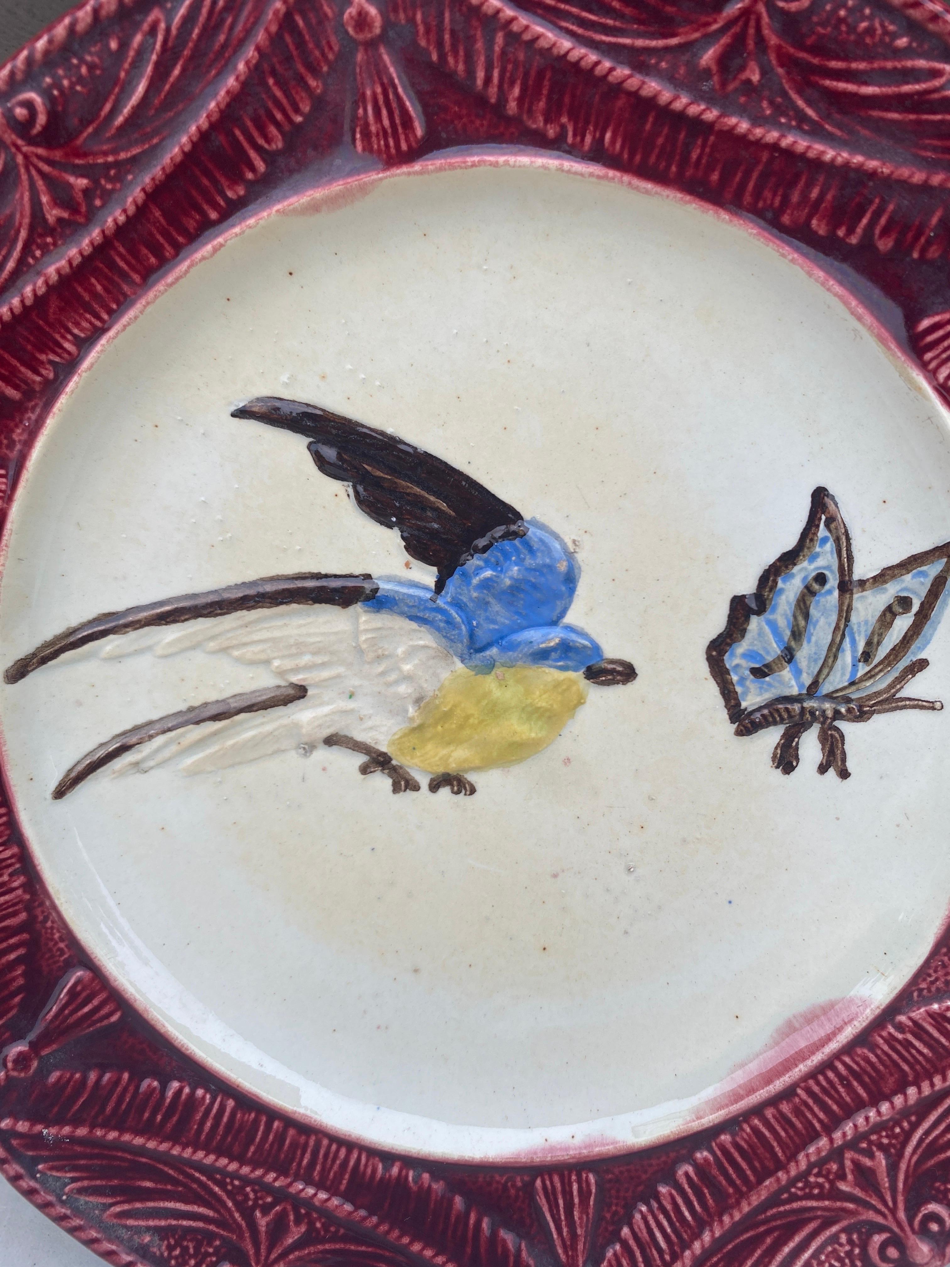 Rustic French Majolica Bird Plate Orchies, Circa 1900 For Sale