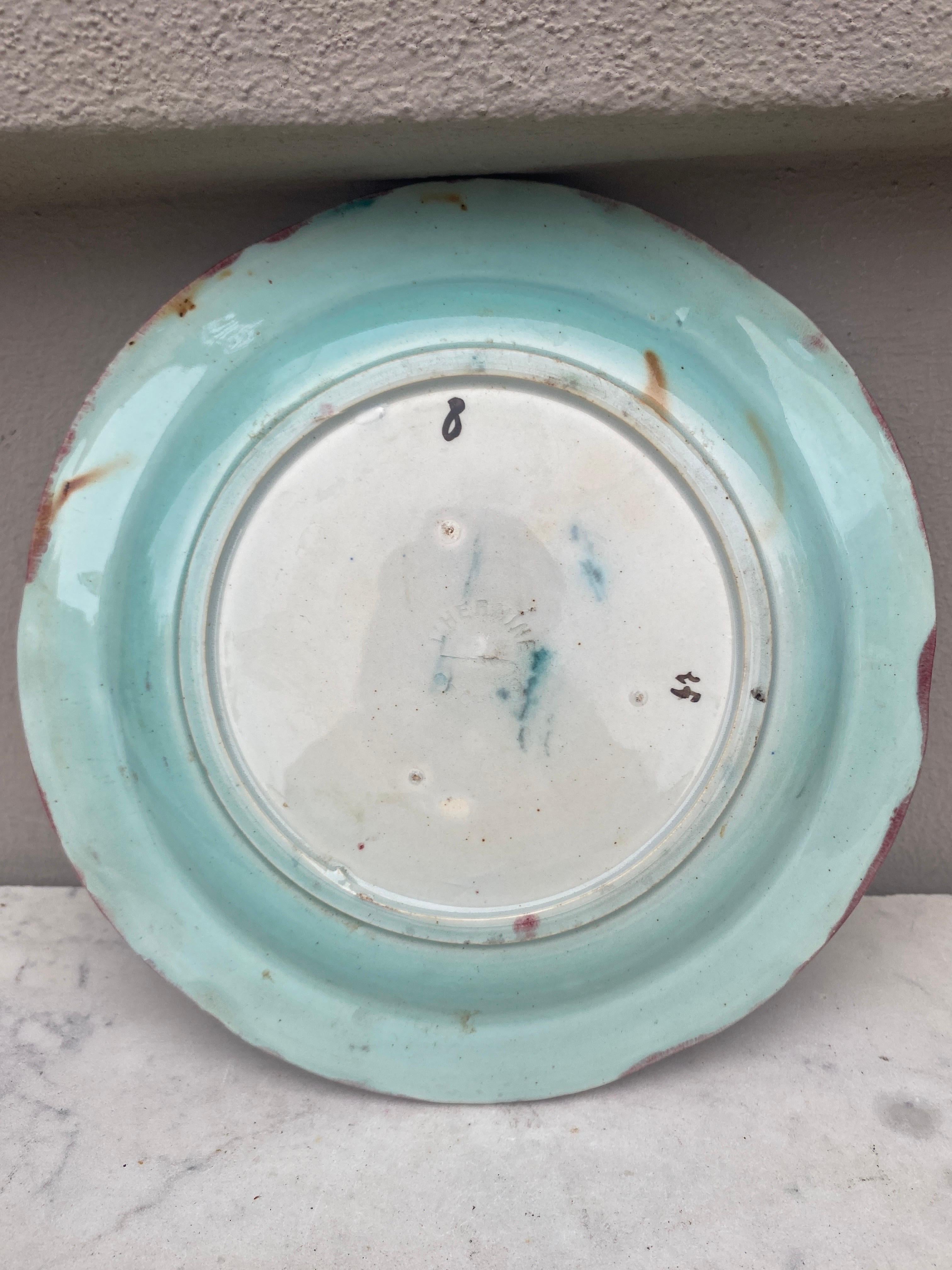 Französischer Majolika-Vogelteller Orchies, CIRCA 1900 im Zustand „Gut“ im Angebot in Austin, TX