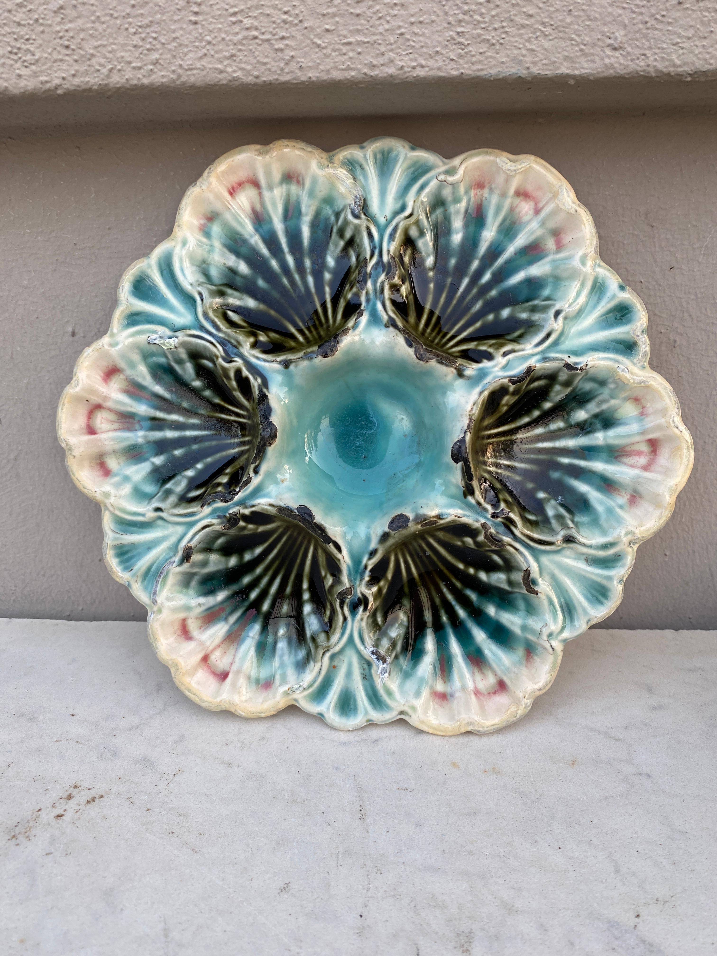 French Majolica Celadon Oyster Plate Orchies, circa 1910 1