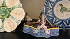 Französischer Majolika-Keramik-Eierhalter-Korb, 19. Jahrhundert
