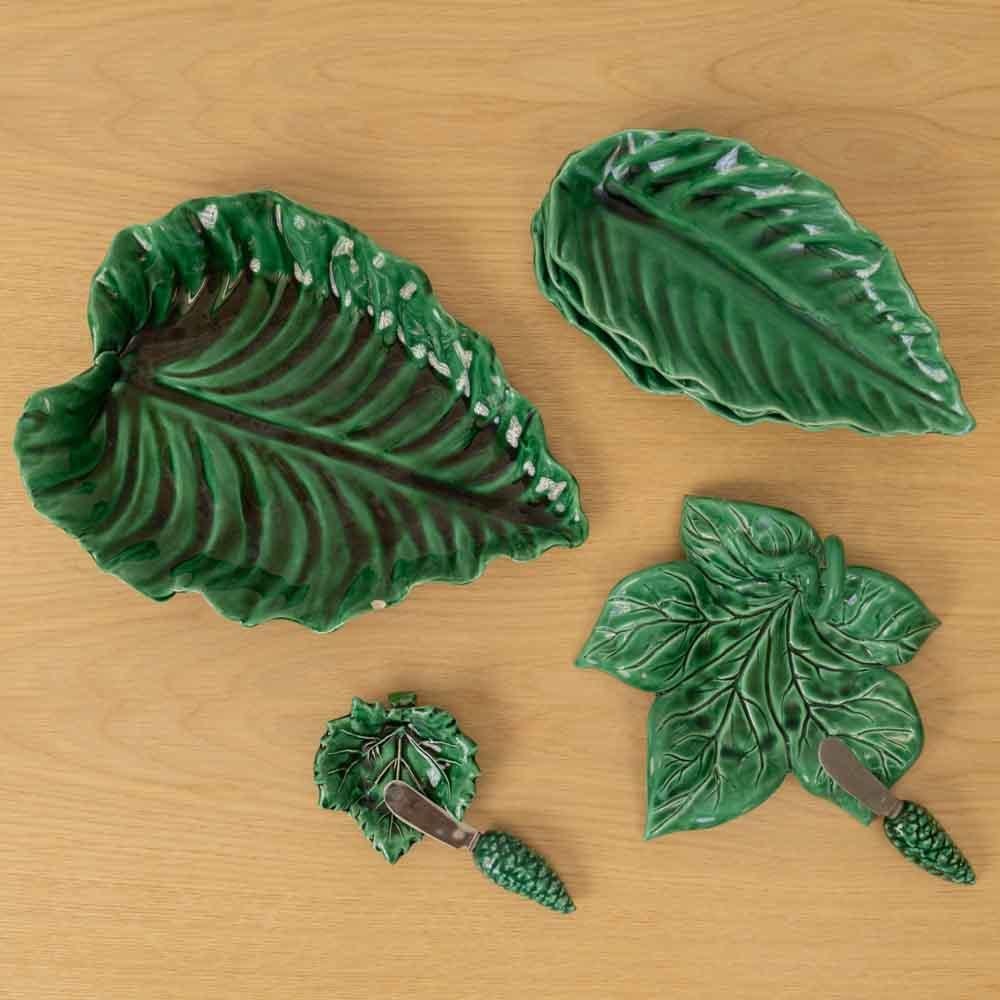 20ième siècle Ensemble de feuilles en céramique française, années 1970 en vente