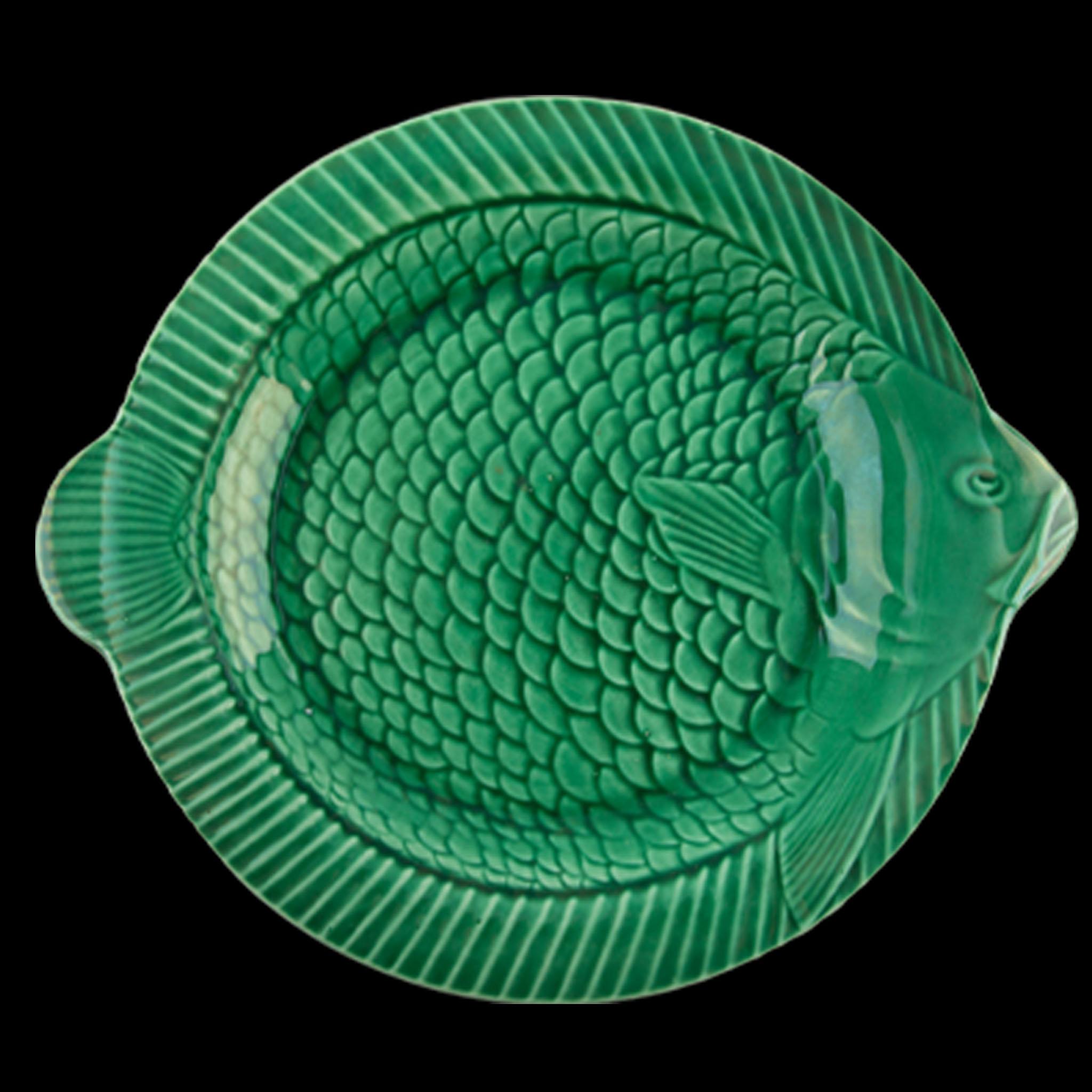 French Majolica Charm: Sarreguemines Green Fish Dining Set For Sale 1