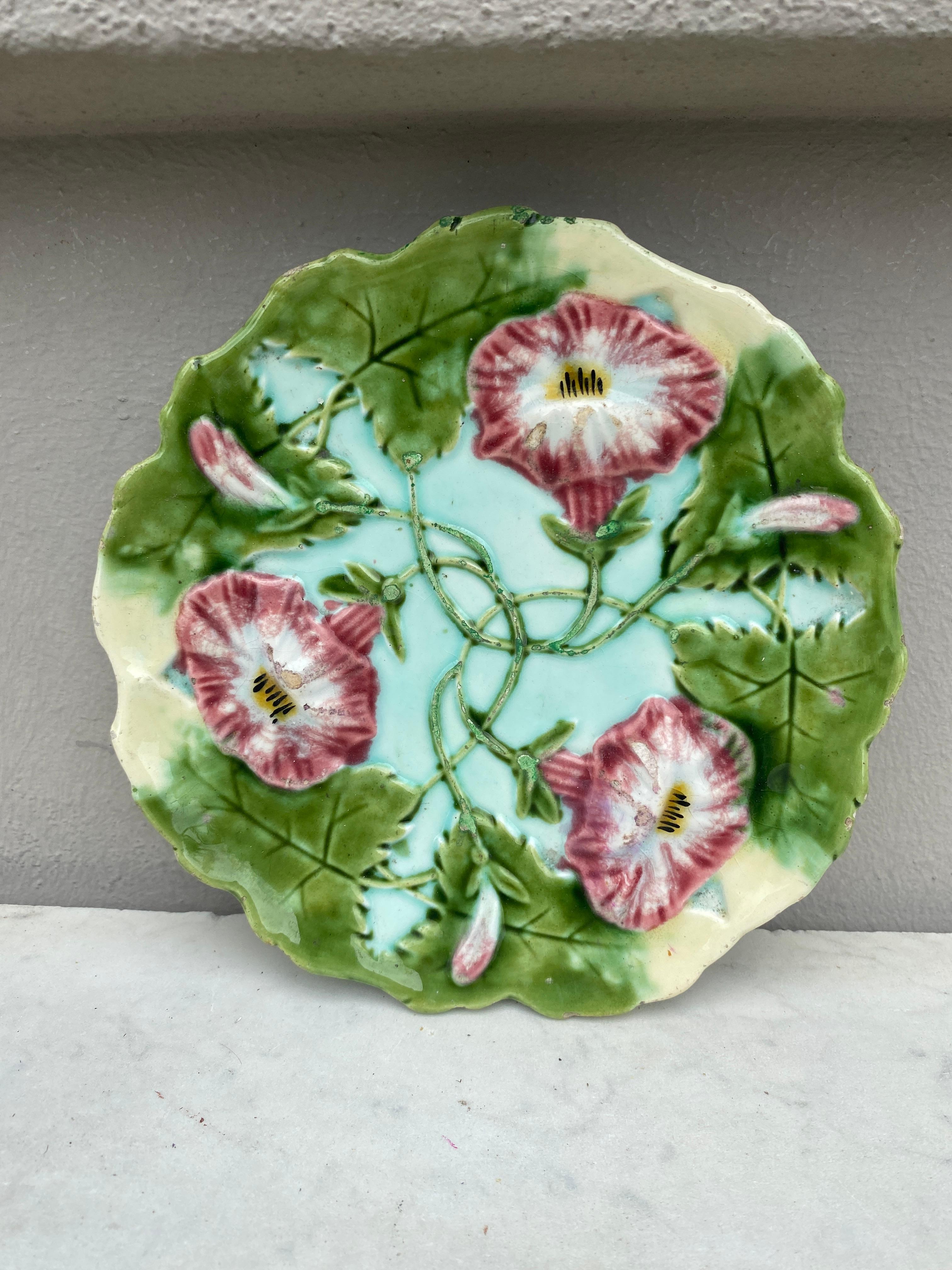 Late 19th Century French Majolica Cherries Plate, circa 1890 For Sale