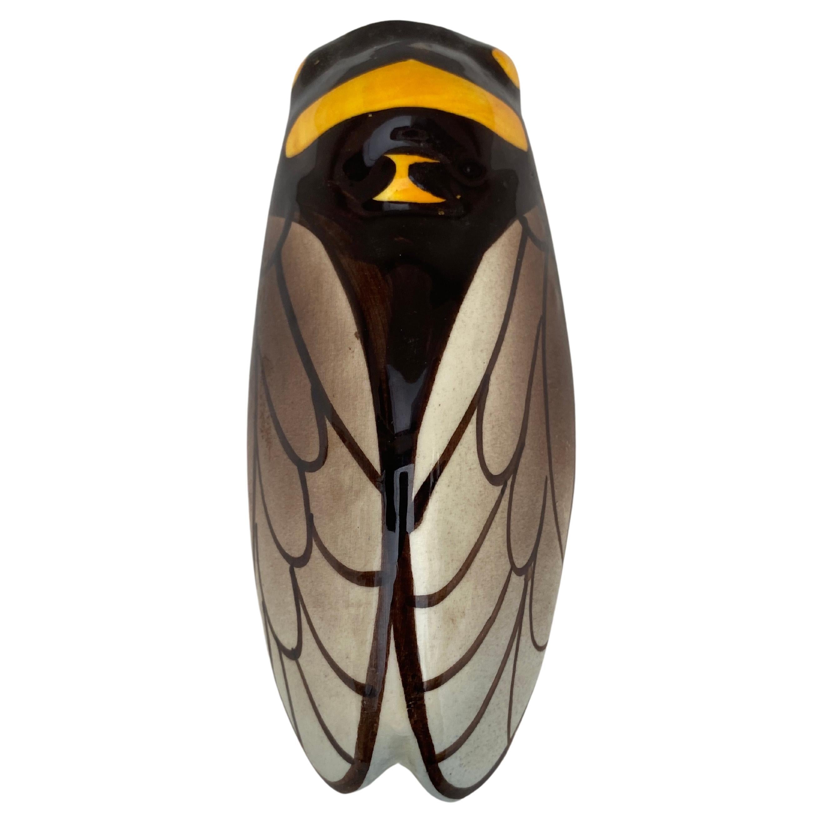Tasca da parete in maiolica francese Cicada Circa 1950
