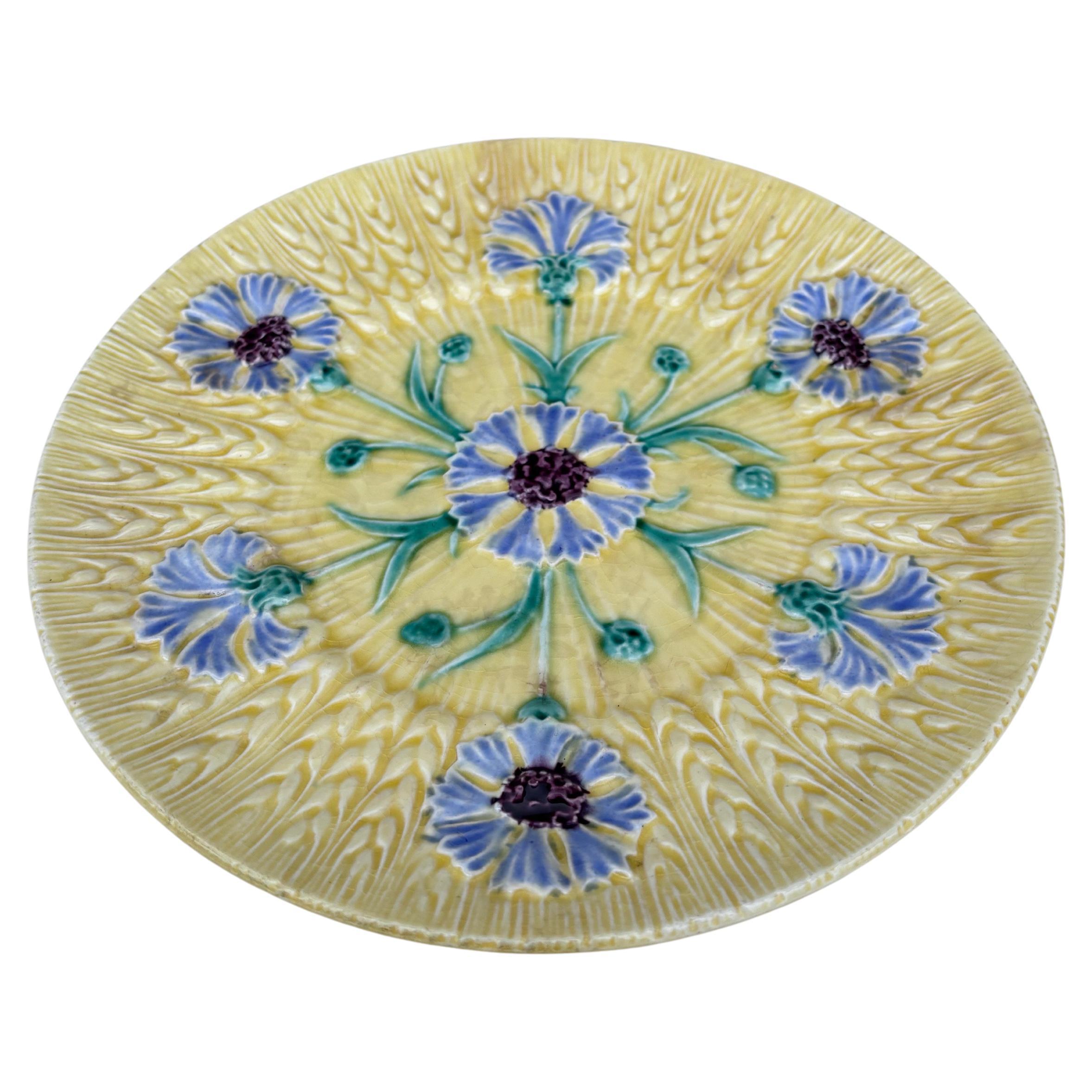French Majolica cornflower & wheat plate Sarreguemines, Circa 1890.
