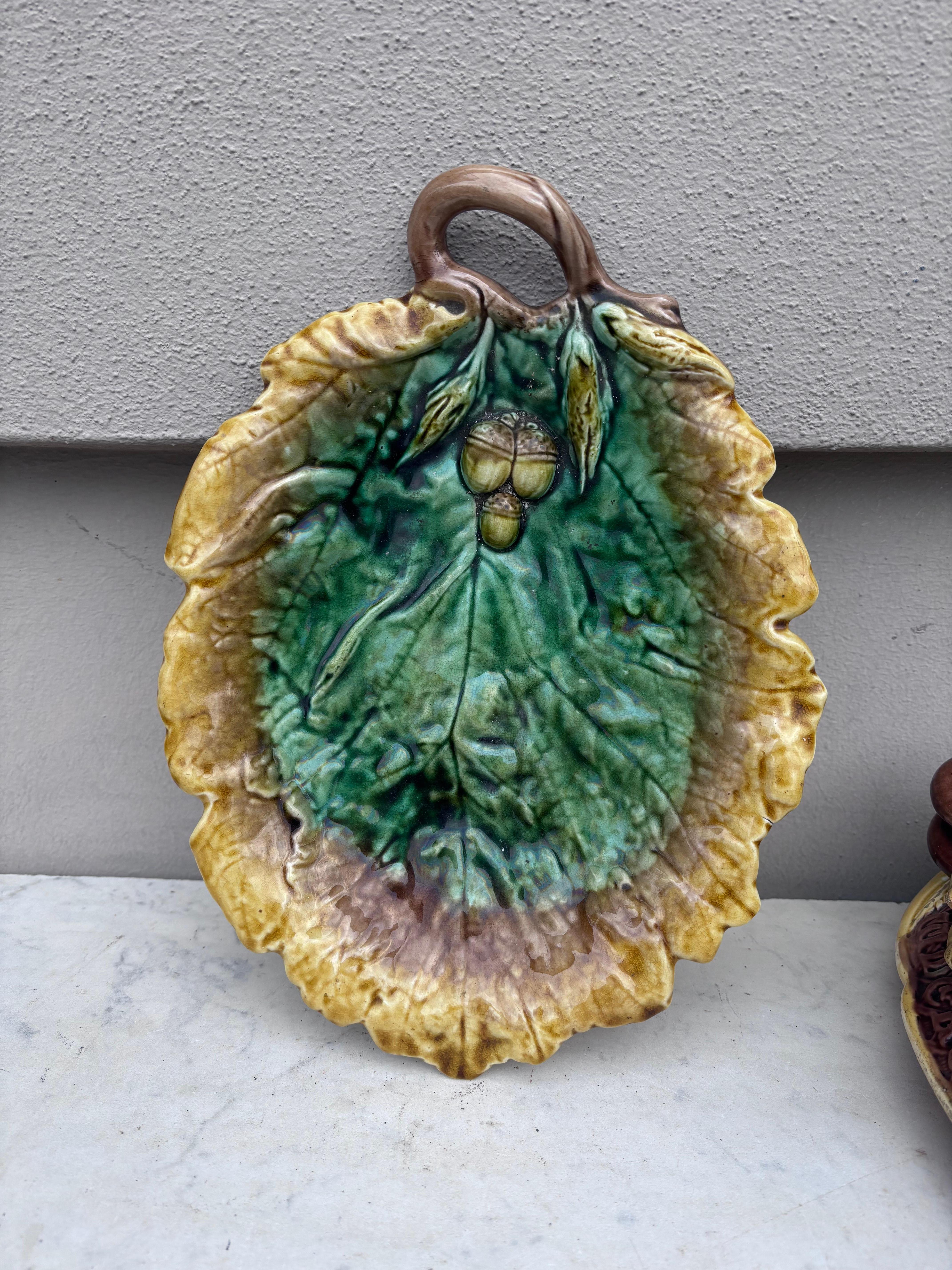 Late 19th Century French Majolica Cornflower Plate Sarreguemines, Circa 1890 For Sale