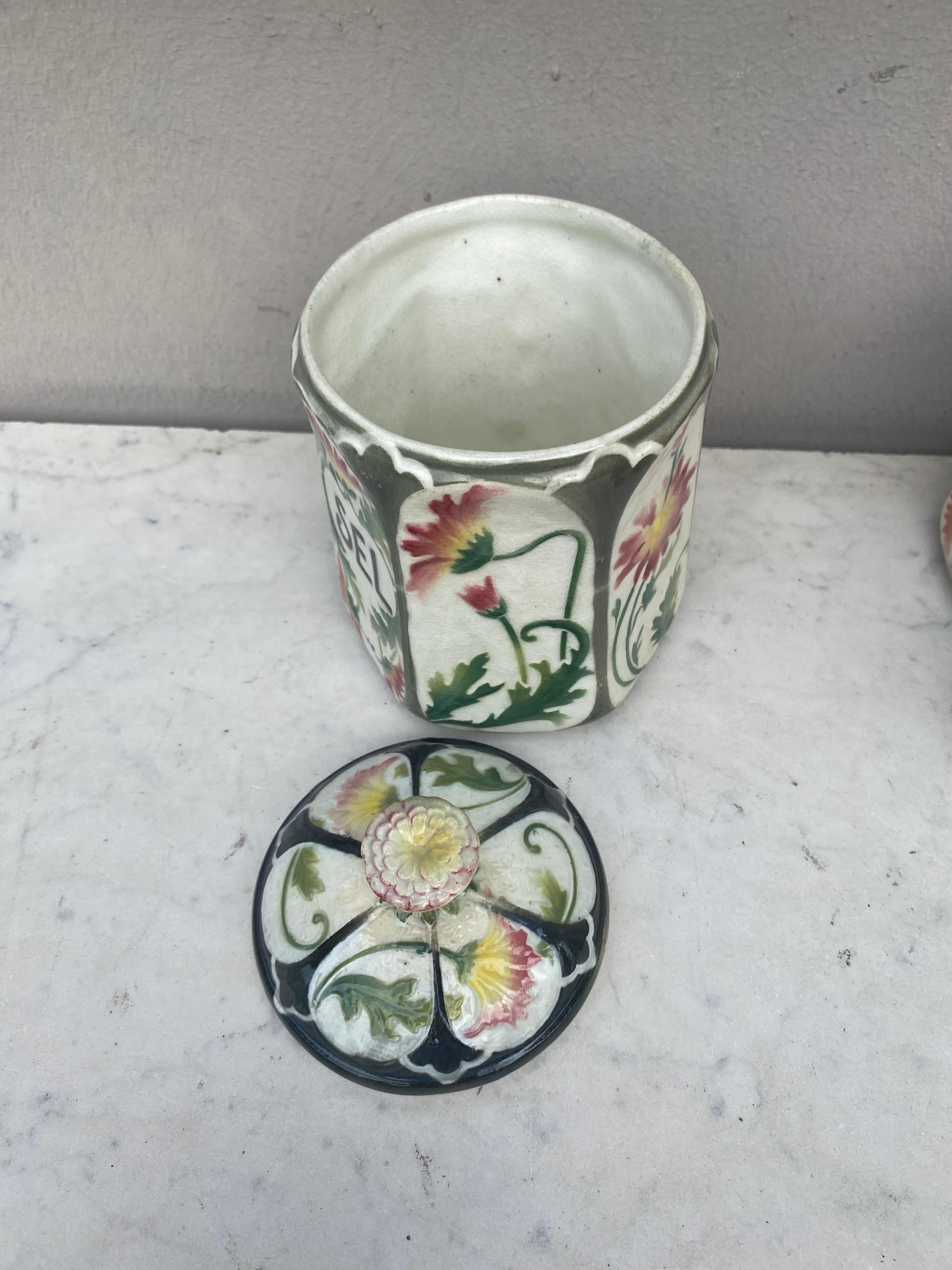 Early 20th Century French Majolica Daisies Kitchen Salt Canister Circa 1900 For Sale
